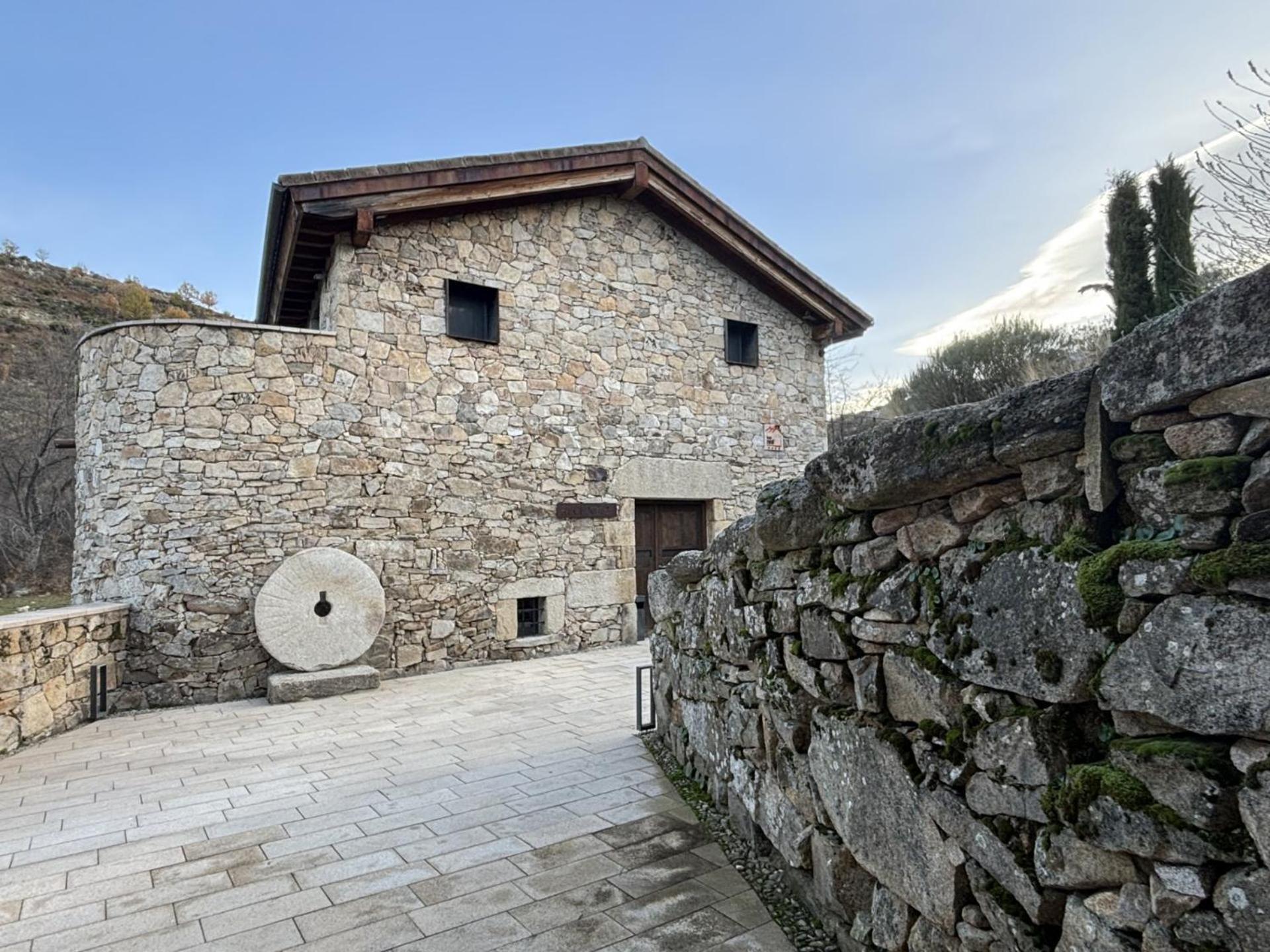 Gredos Maria Justina 4*