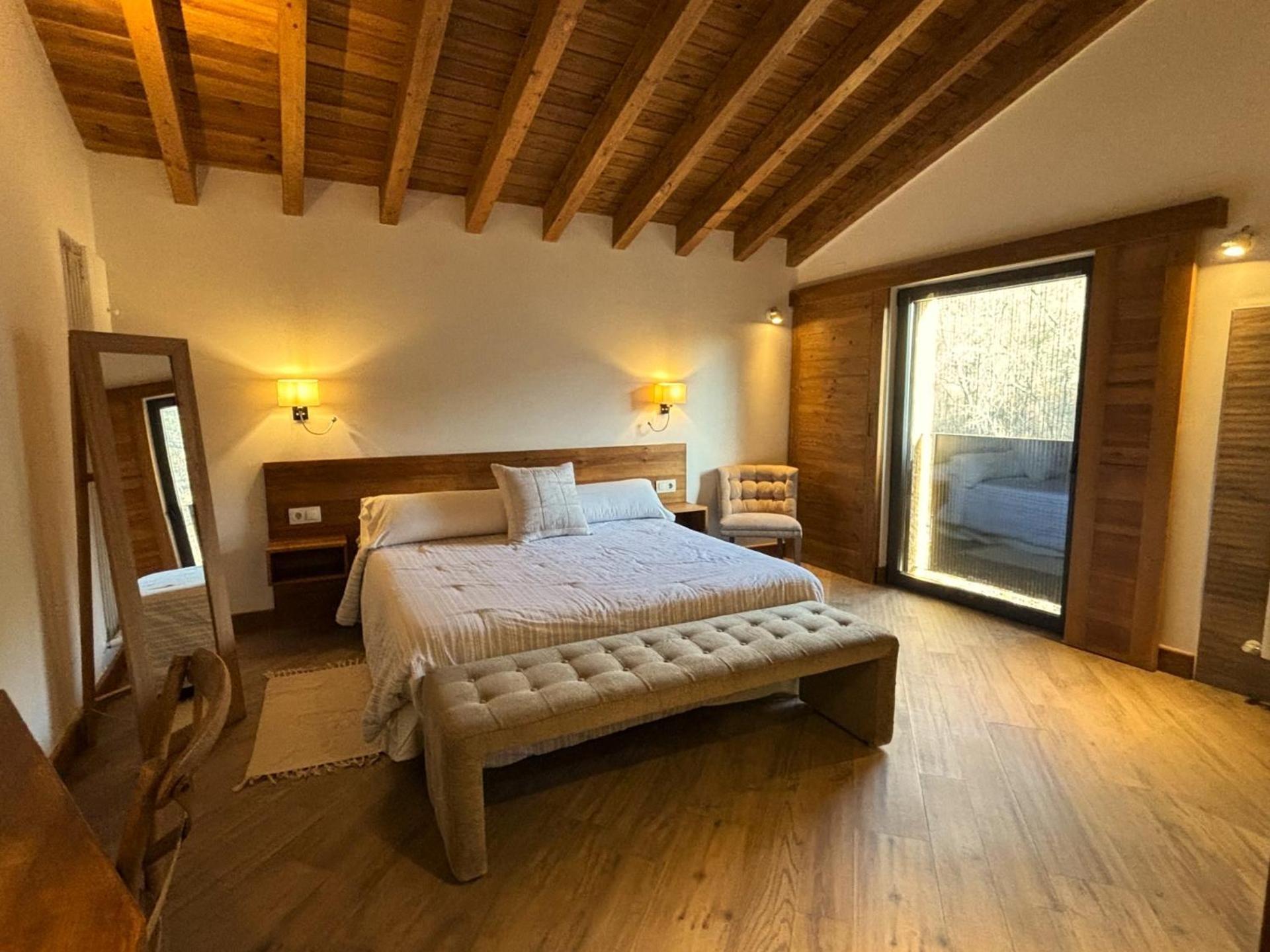 Gredos Maria Justina 4*