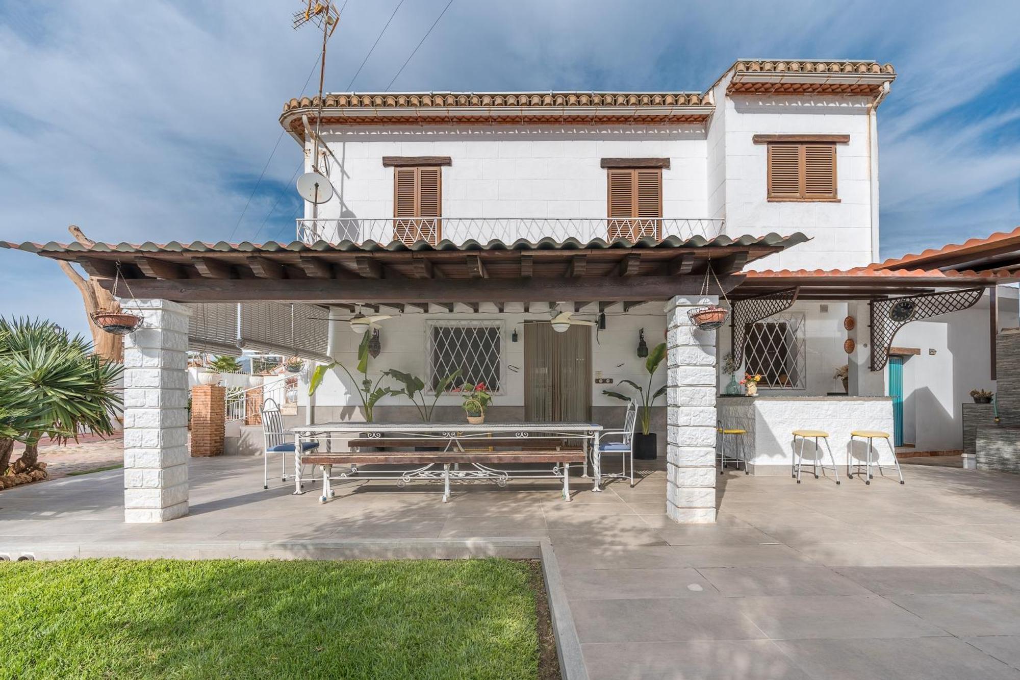 Country house Cortijo El Almimbral