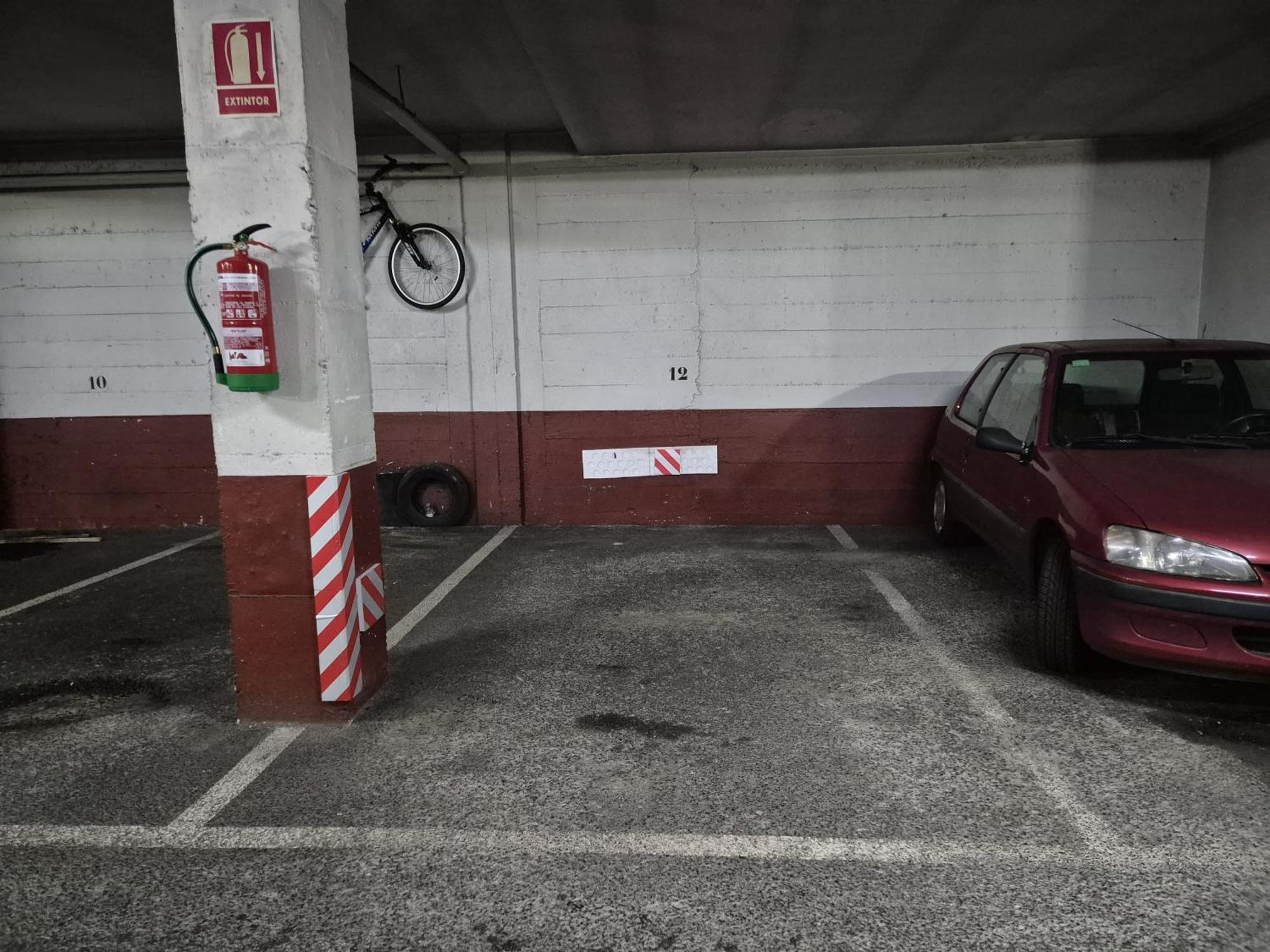 1a125 Comodo Apto Con Garaje Apartamento Gijón