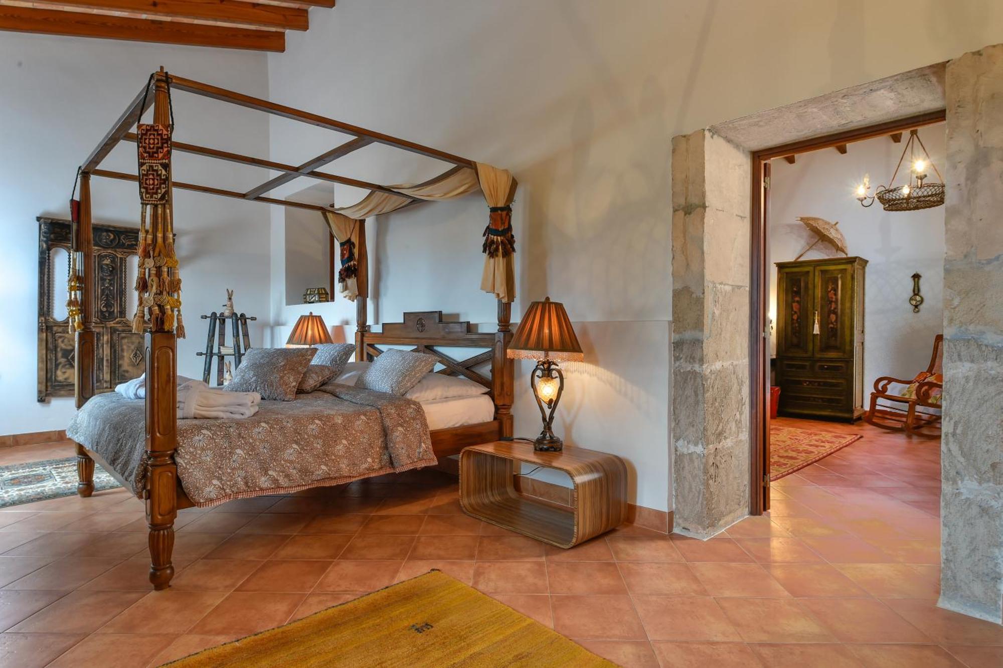 Bed and breakfast Xaloc Im Es Llobets *