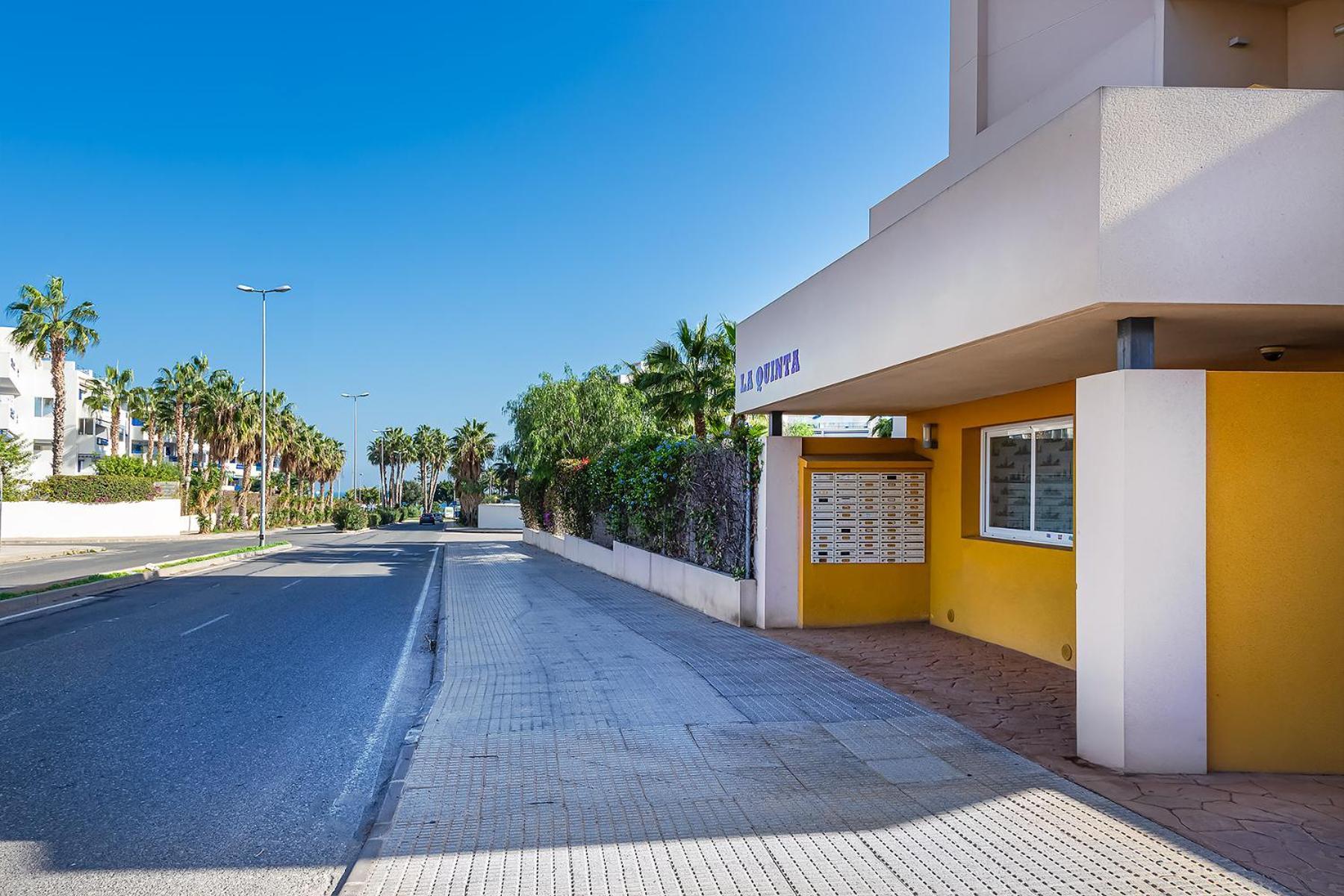 Playa Flamenca Olga