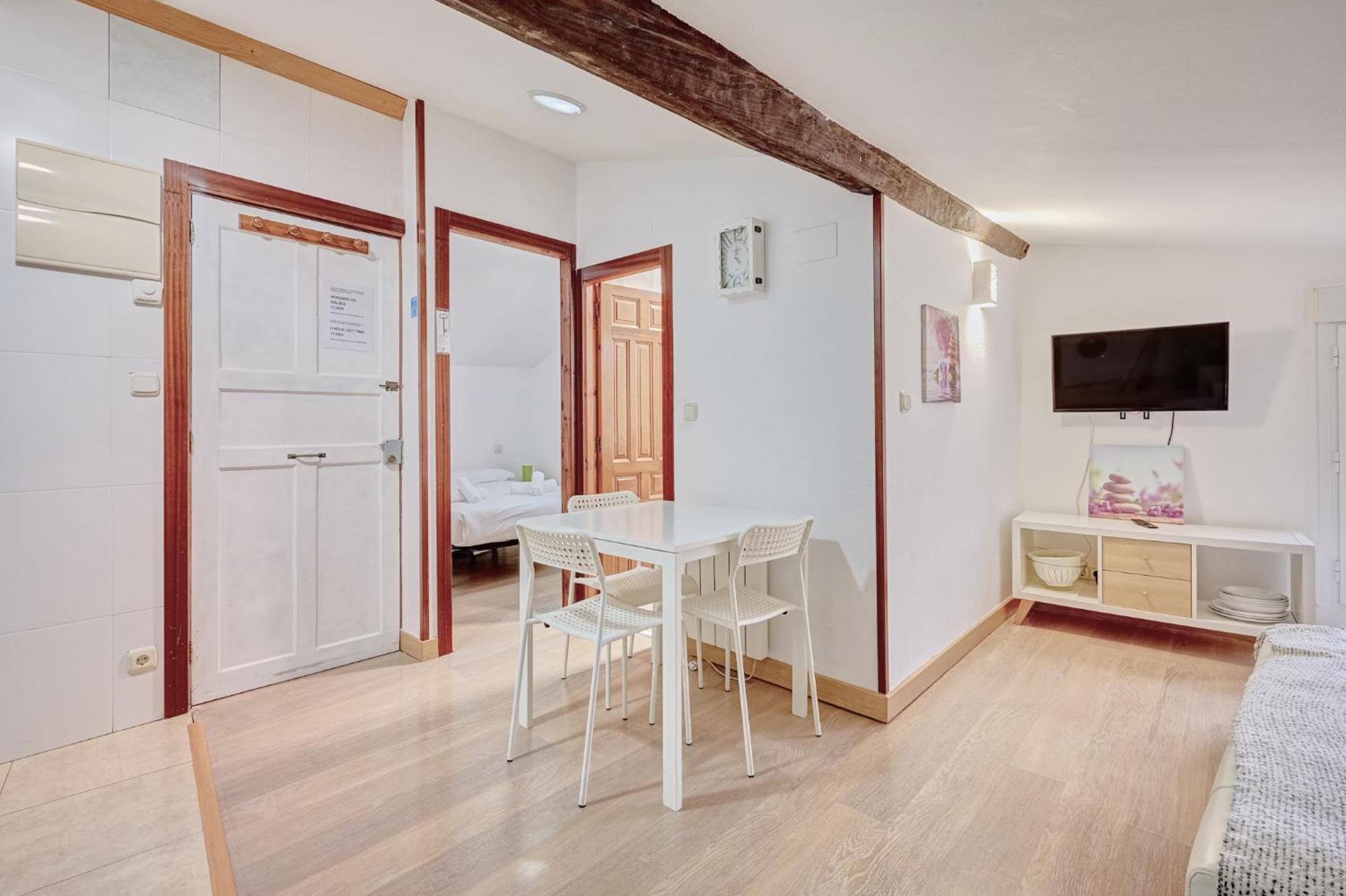 Estudio Haro Apartment