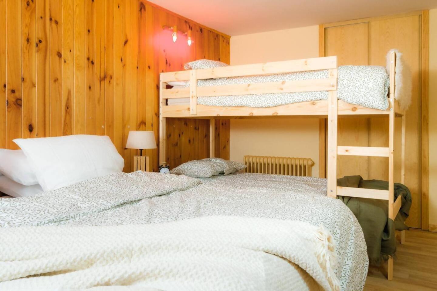 Apartment Garmet