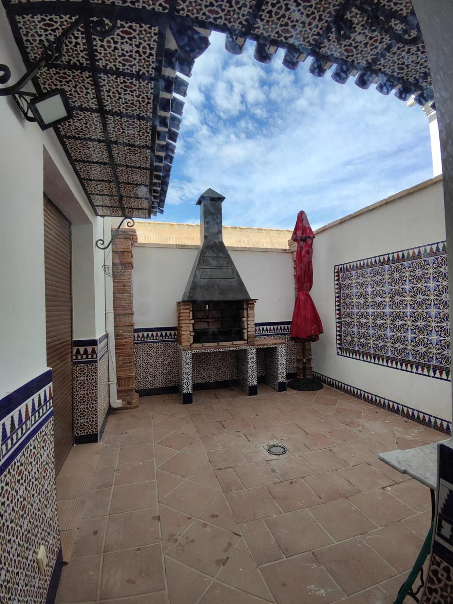 La Gran Casa De * Galera