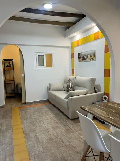 Apartamento Zona Camp Nou 15 Minutos Centro En Metro L'Hospitalet de Llobregat