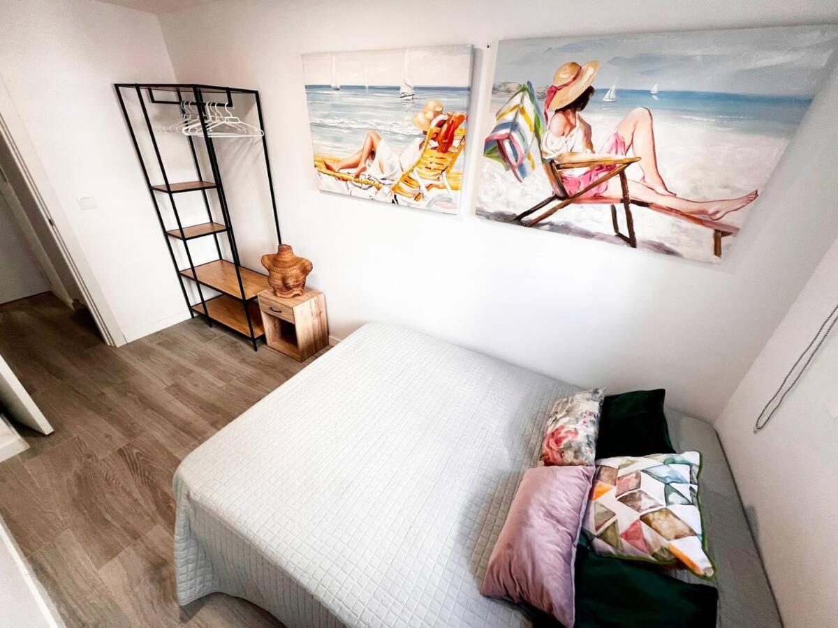 Casa Moderna Con Garaje En Rota, Cerca De Playa Rota