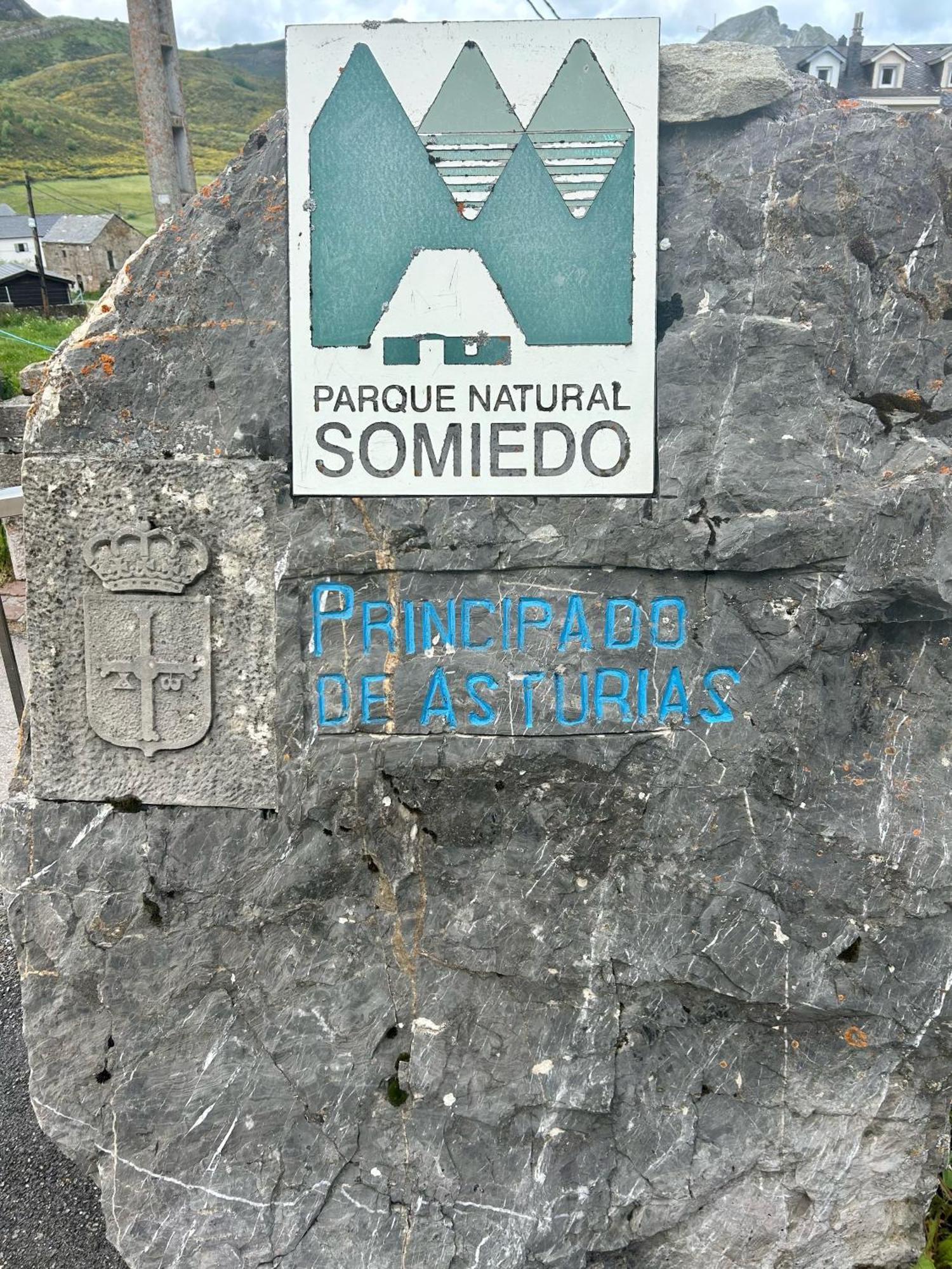 Coronel Somiedo By Unusual * El Puerto de Somiedo