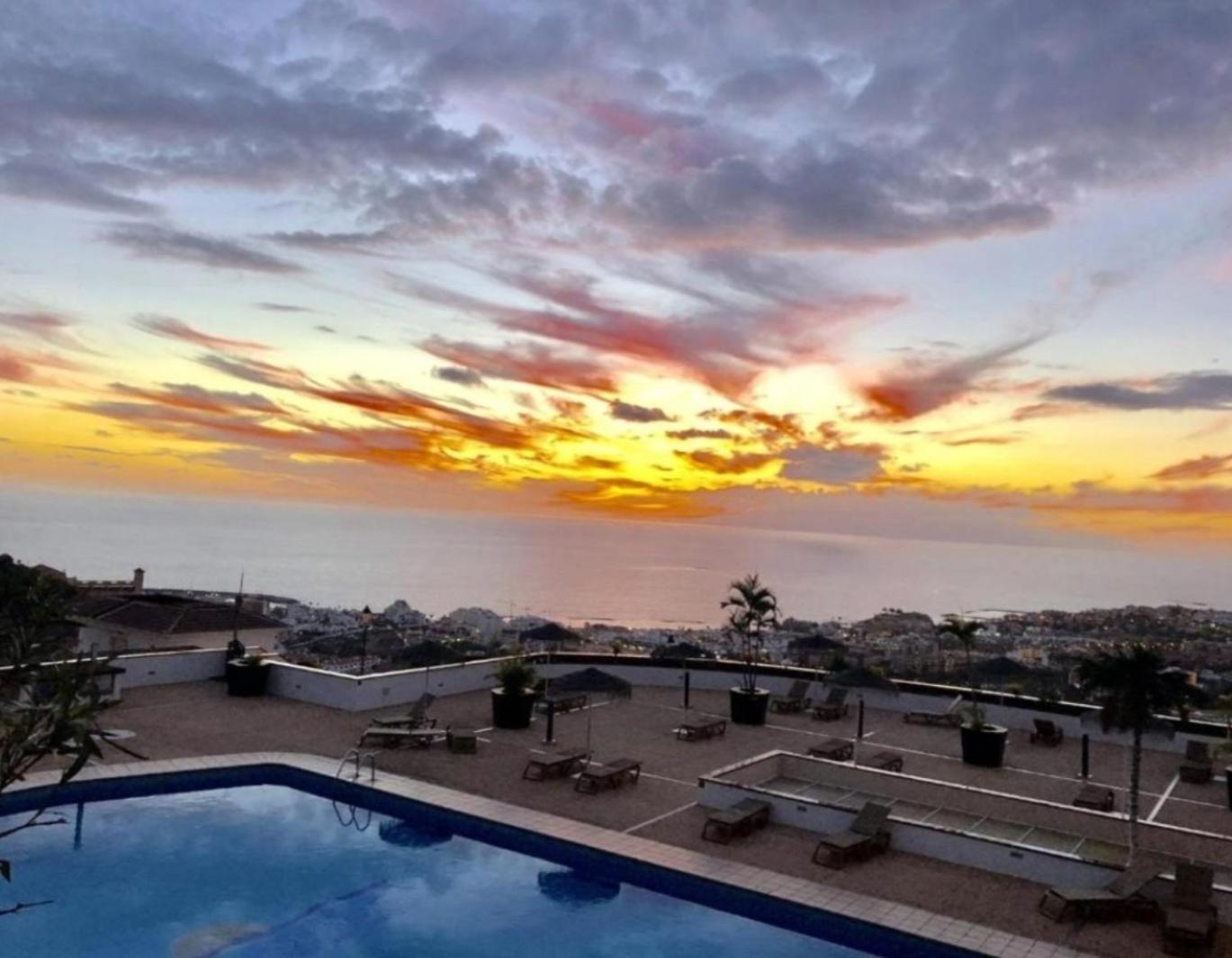 The Sunset Costa Adeje (Tenerife)