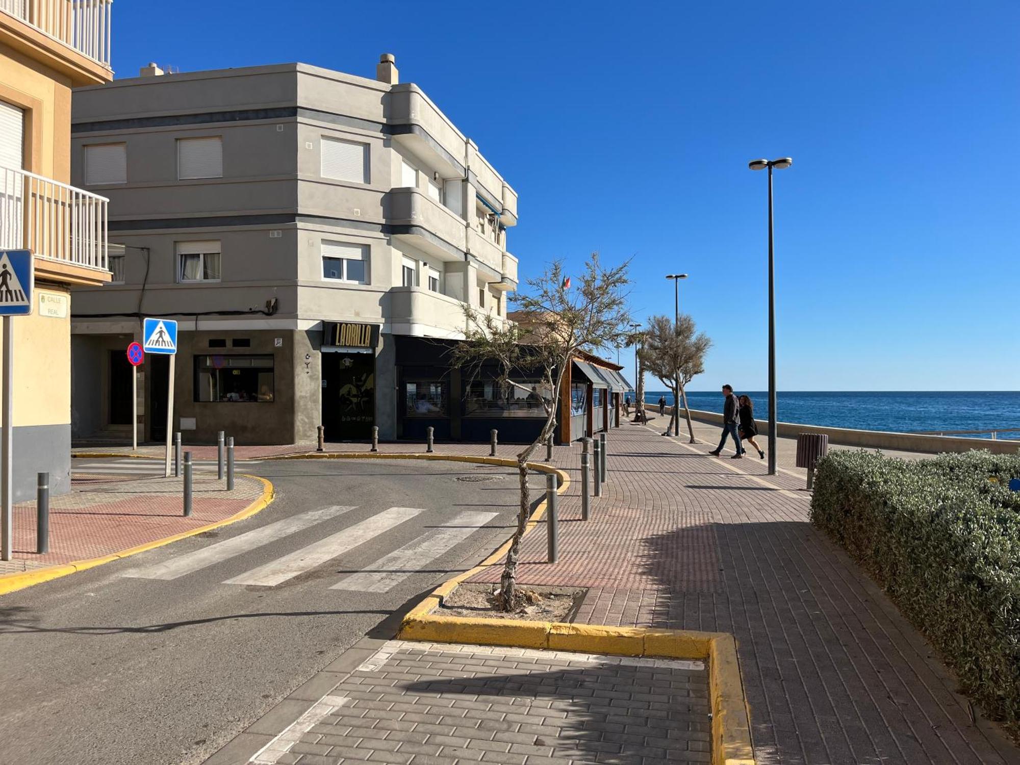 Playa Balerma Apartment