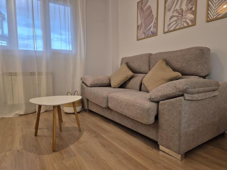 650a Acogedor Con Garaje Apartamento *