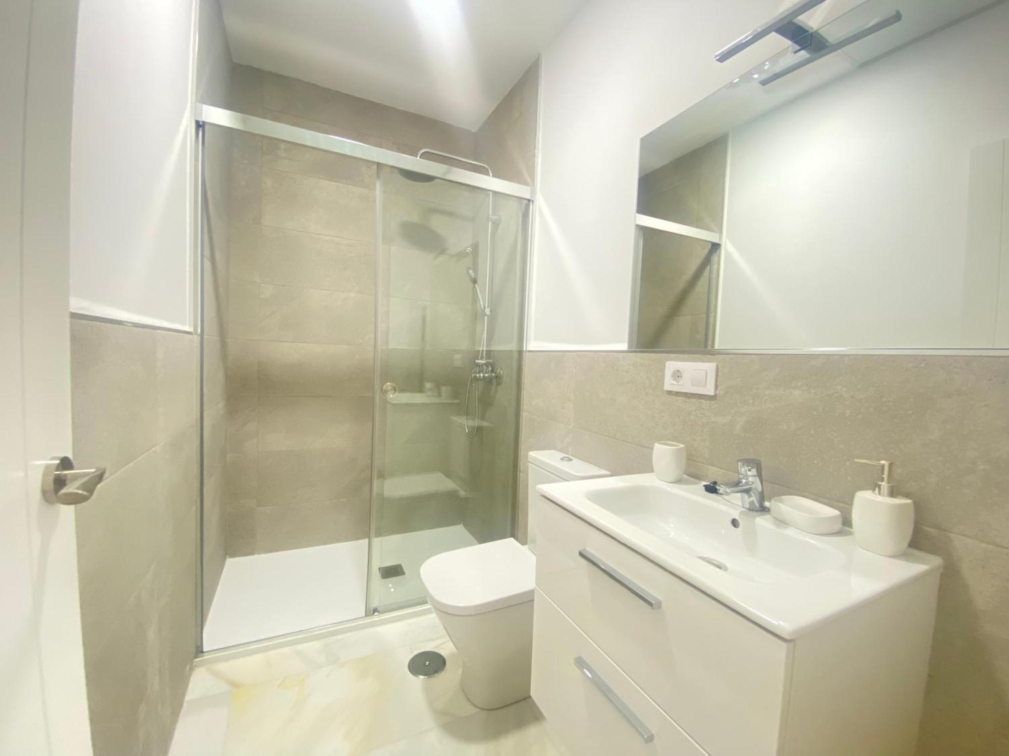 Apartment People Homes Clavel