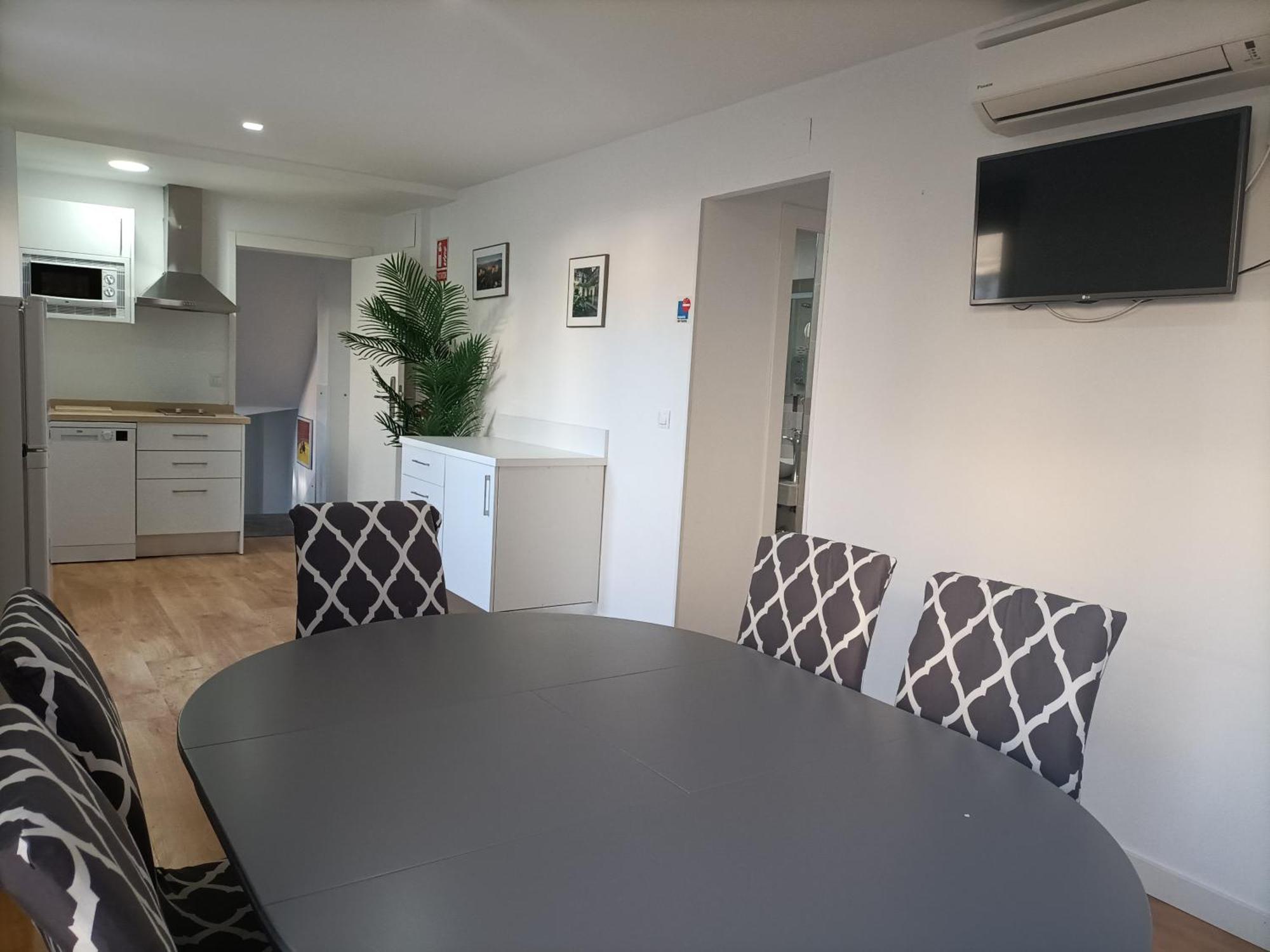 Madinat Garnata, Parking & Rooftop Terrace Holiday home