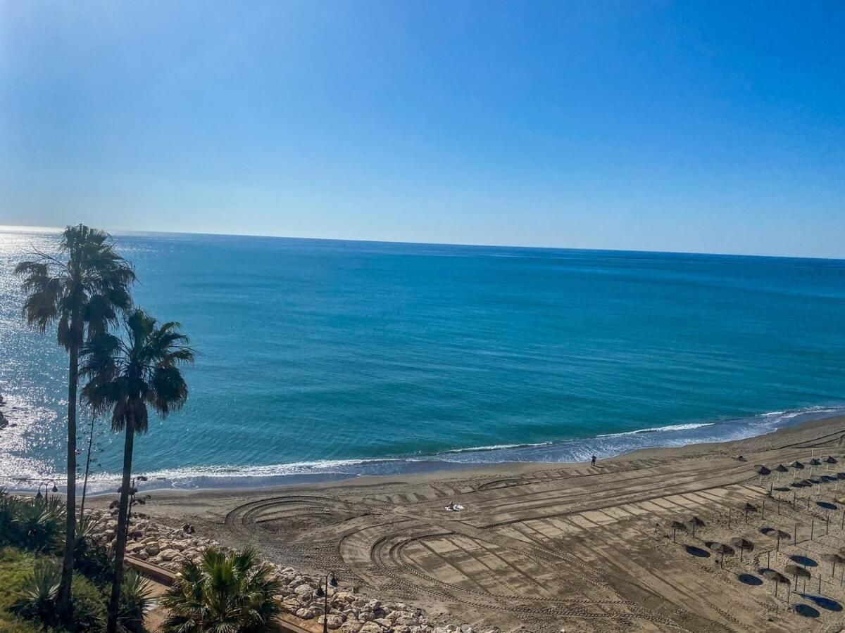 Vista Al Mar, Wifi, Terraza Y Piscina. Apartamento