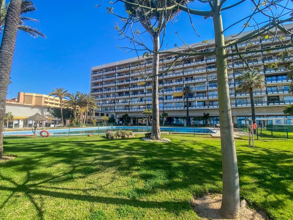 Apartamento Vista Al Mar, Wifi, Terraza Y Piscina. *
