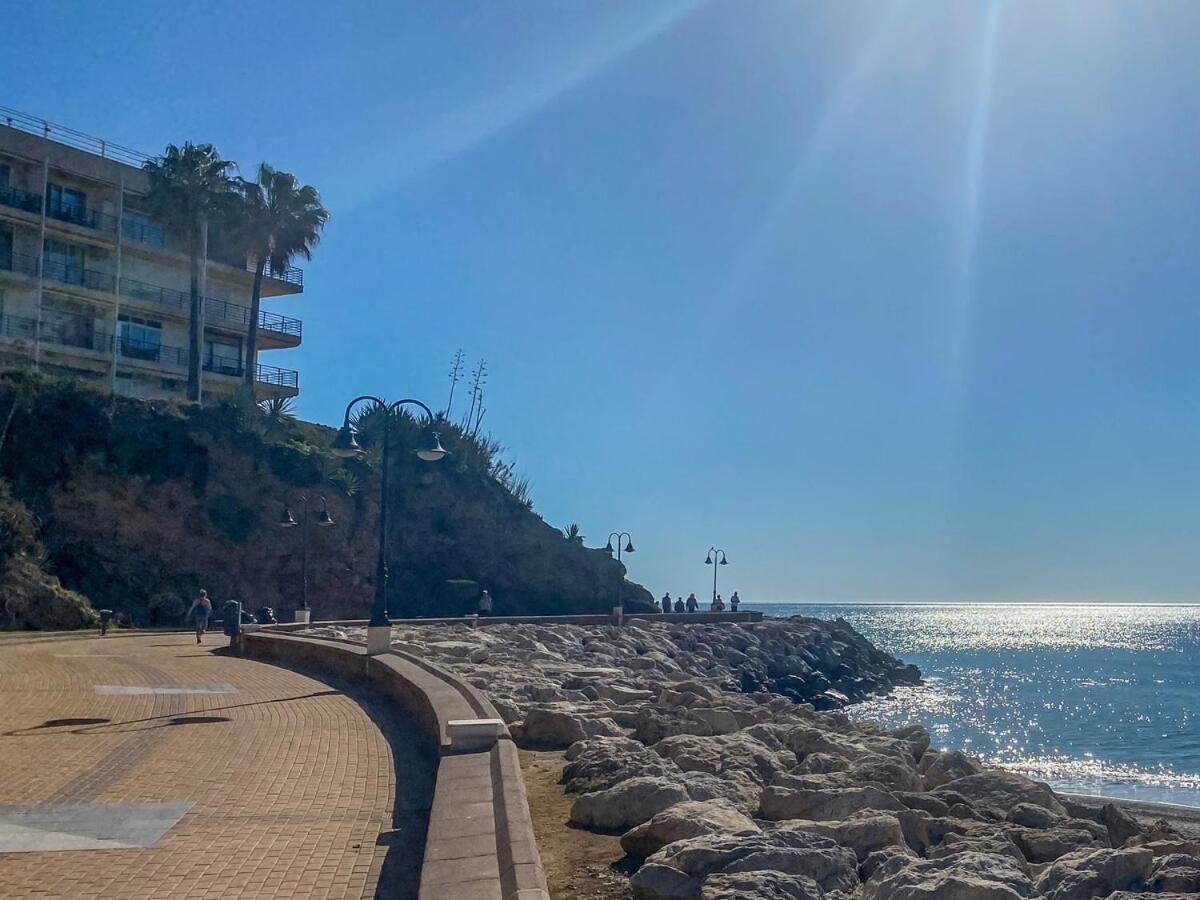 Vista Al Mar, Wifi, Terraza Y Piscina. * Torremolinos