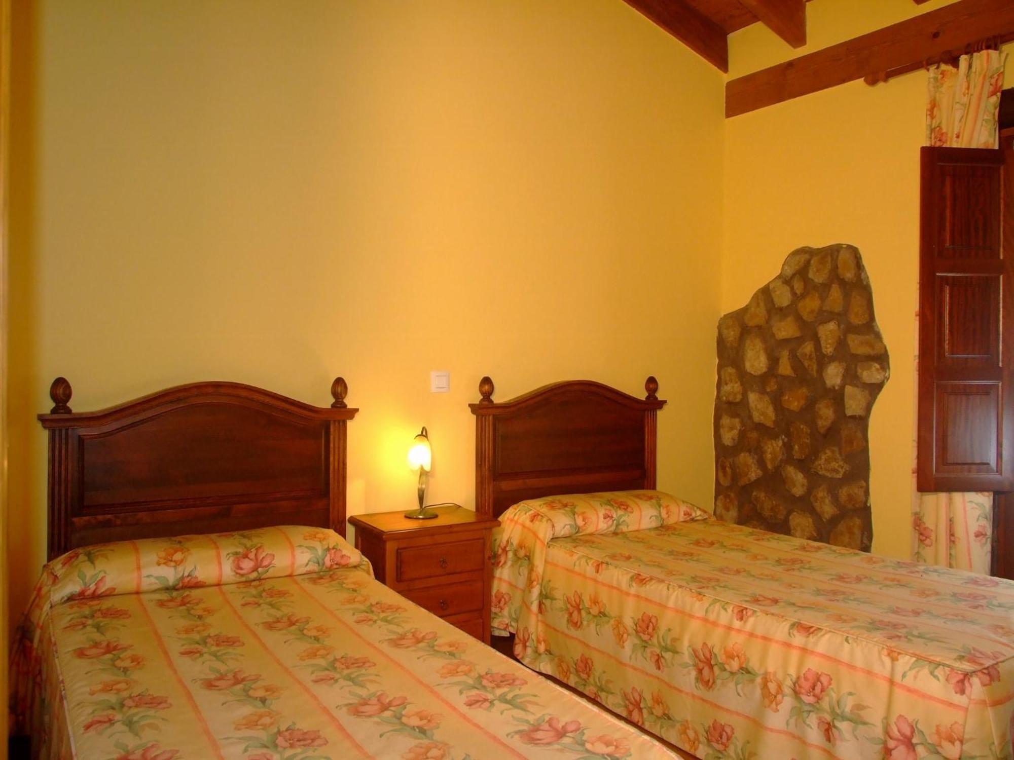 Casucas De Ason Holiday home Arredondo