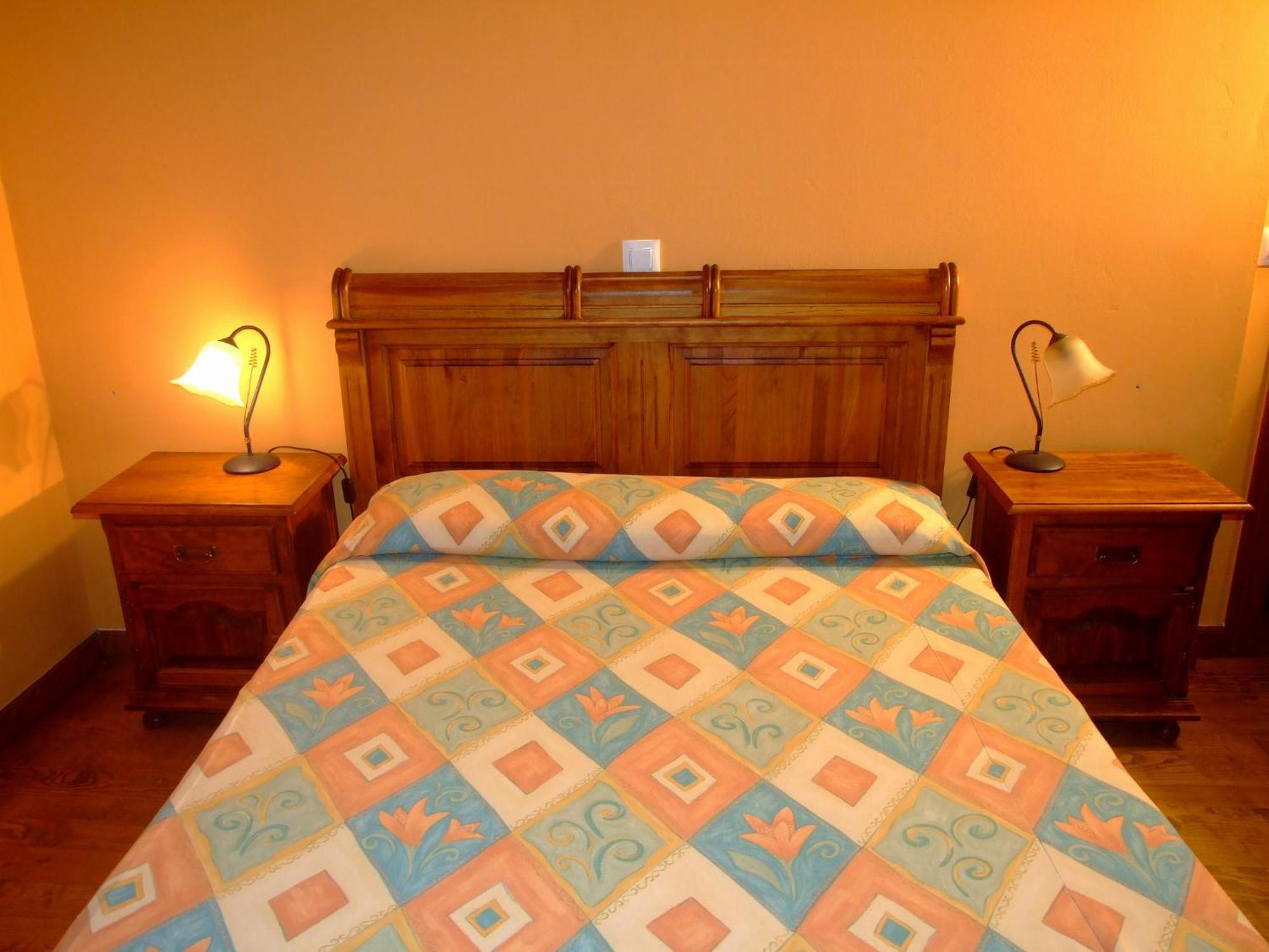 Casucas De Ason Holiday home *