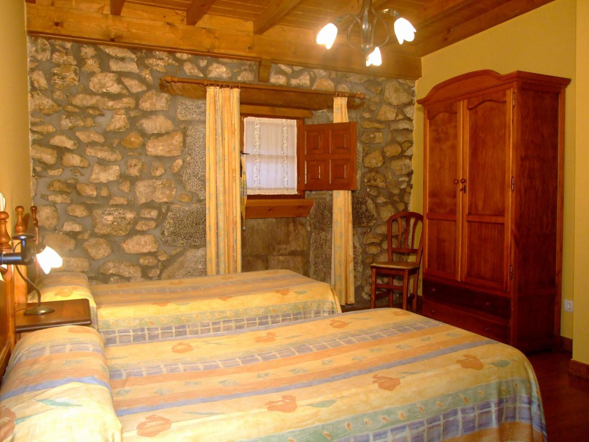 Casucas De Ason Holiday home