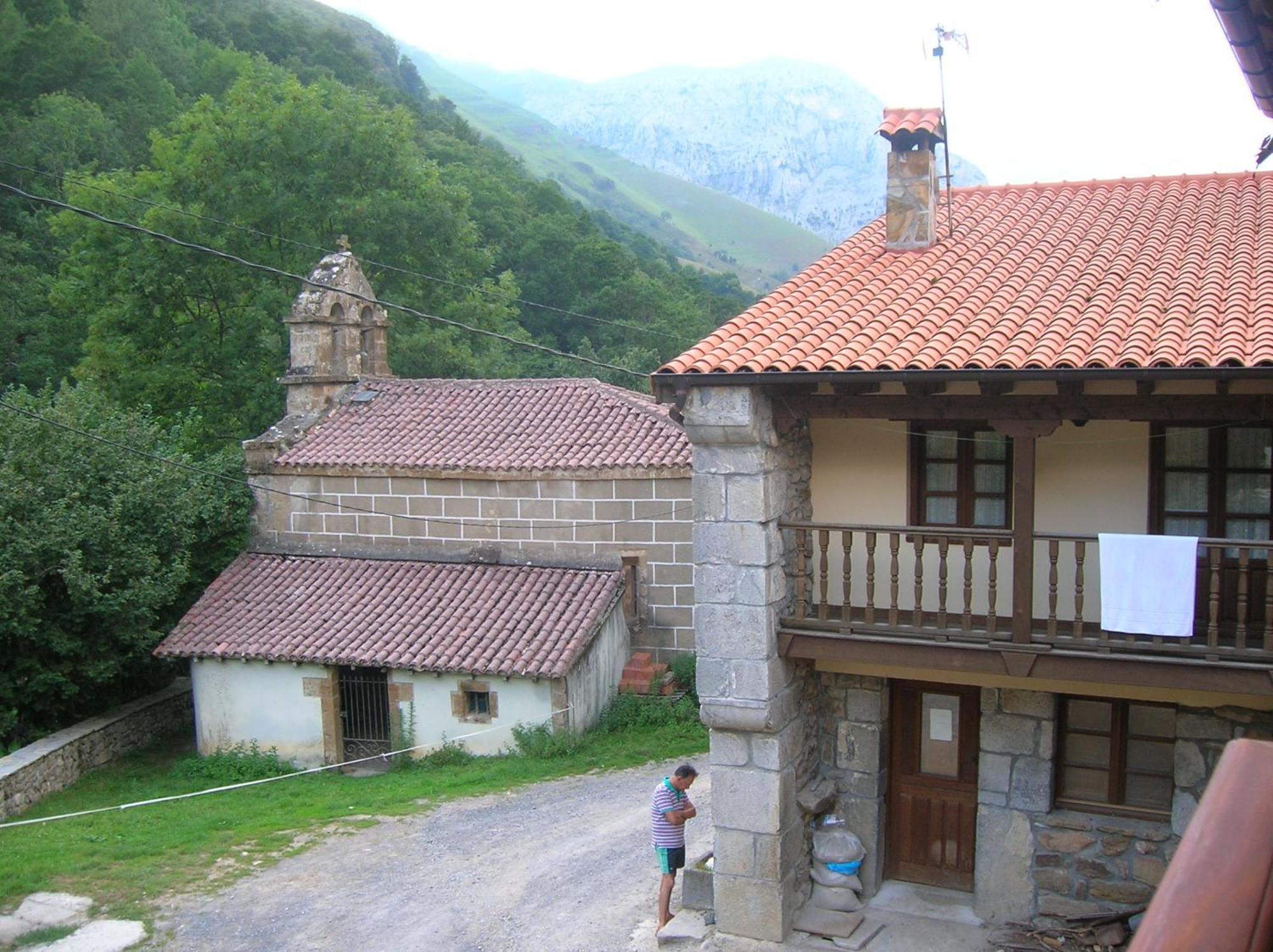 Casucas De Ason Holiday home