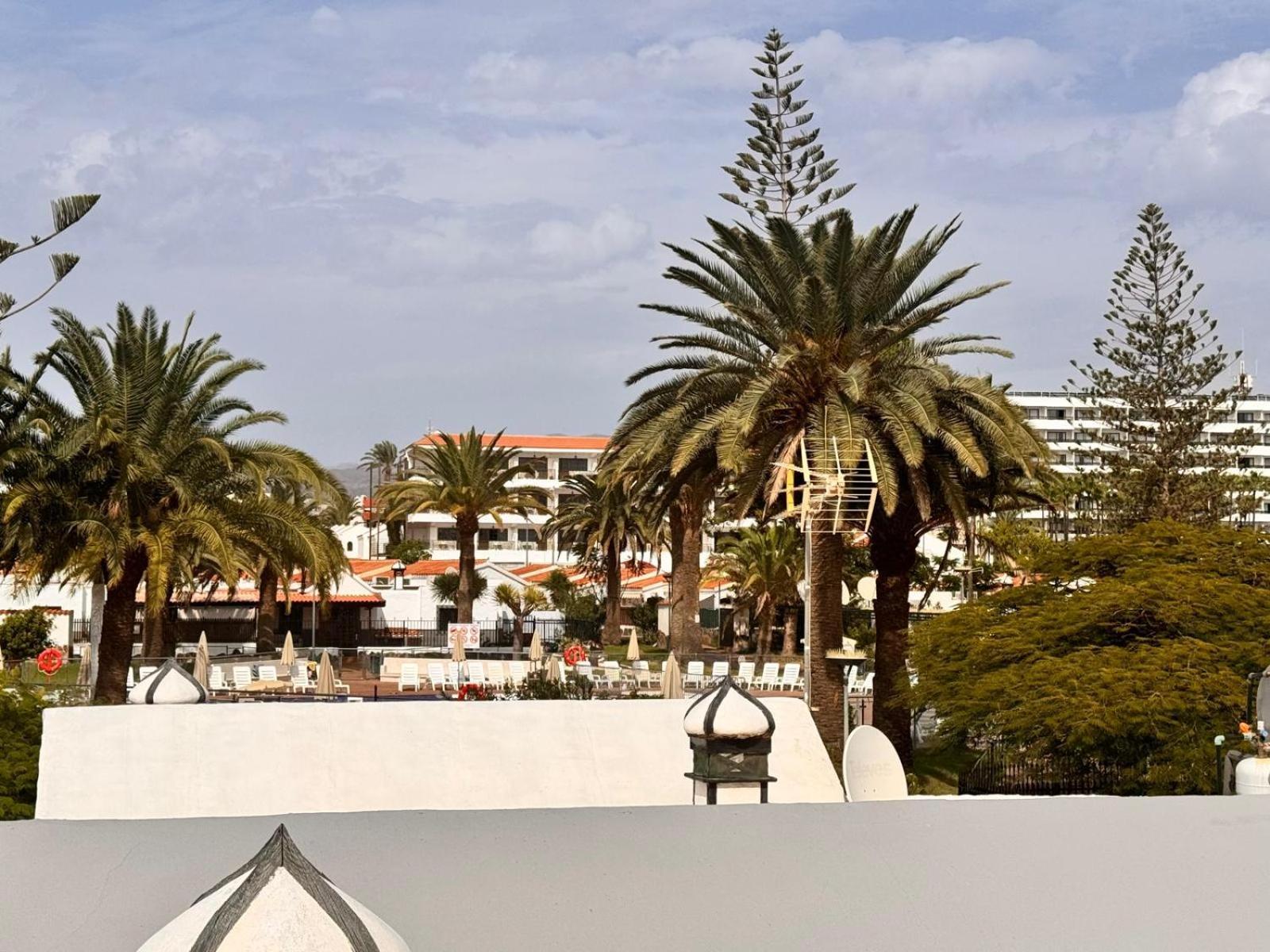 Yumbo Rainbow Homes C Holiday home