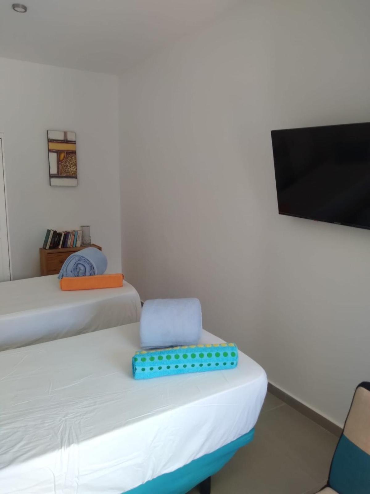 Yumbo Rainbow Homes C Holiday home *