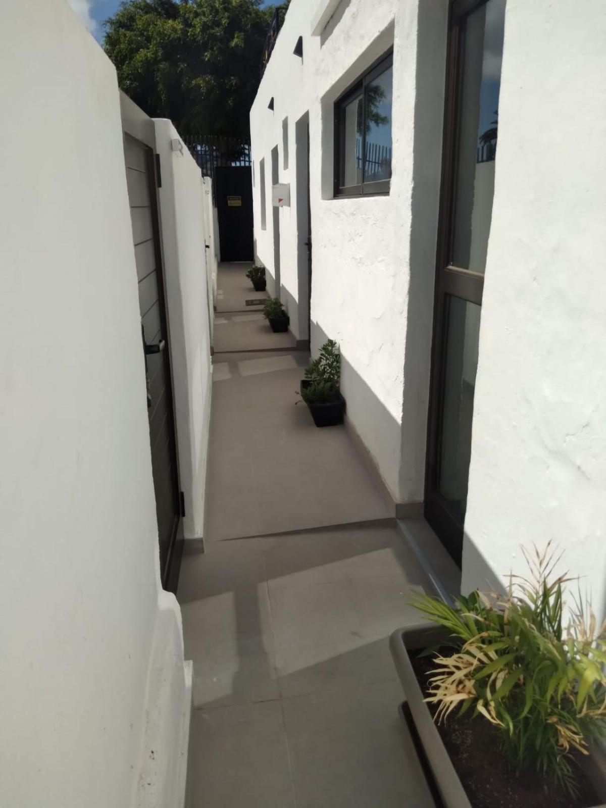 Yumbo Rainbow Homes C Holiday home *