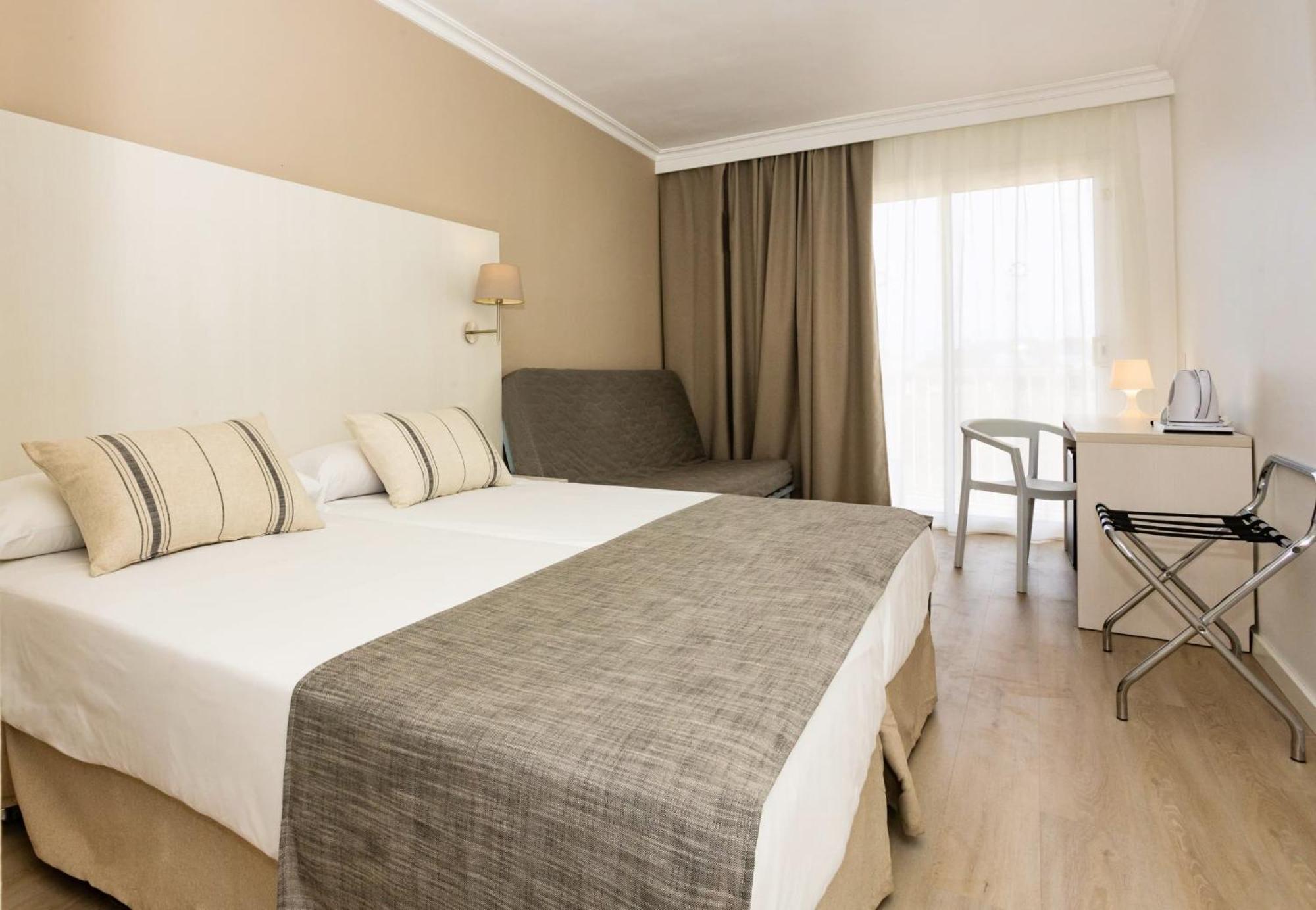 Minura Sur Menorca & Waterpark Hotel