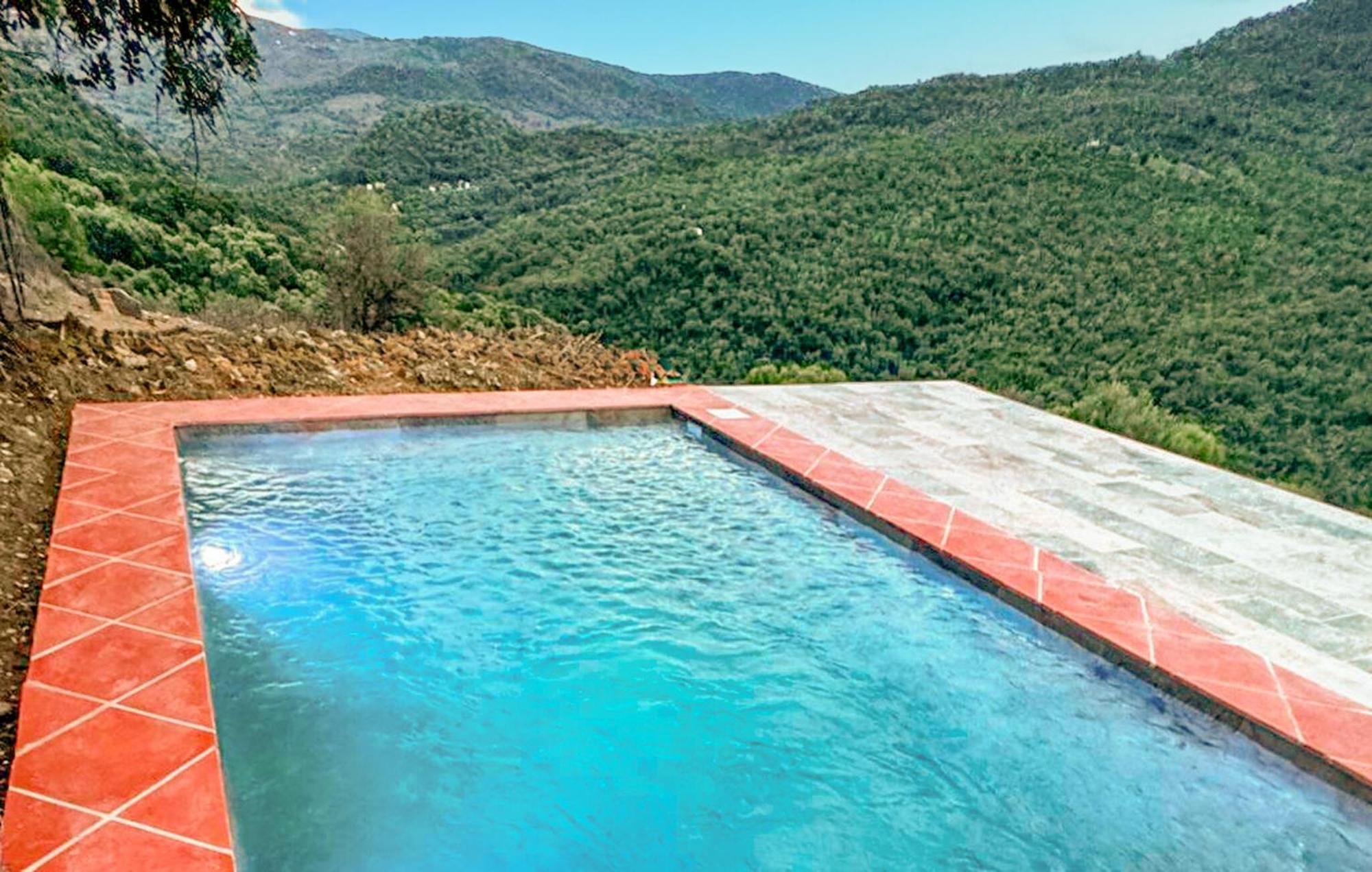 Сasa de vacaciones Stunning In With Kitchen *