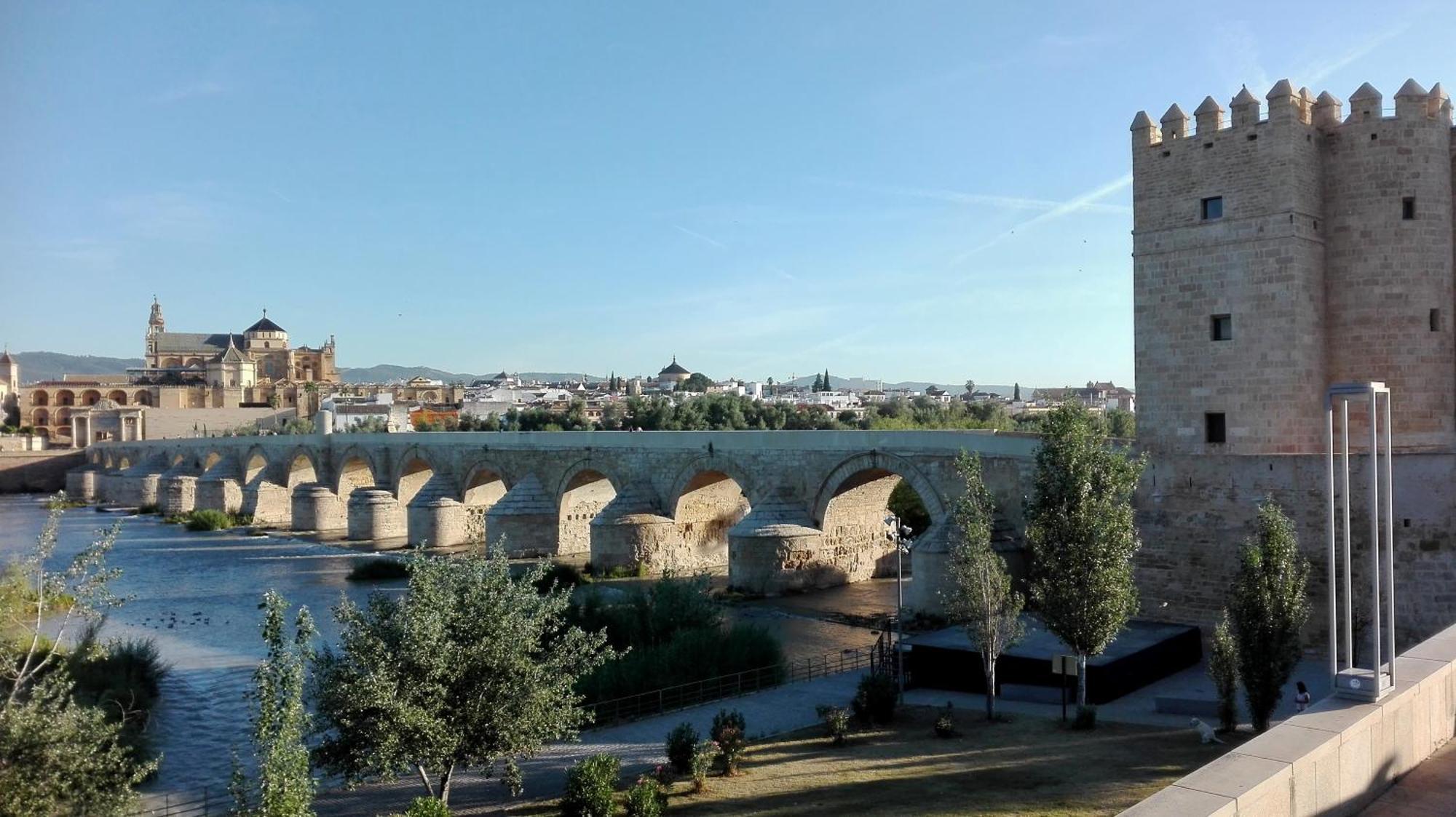 Apartamento Puente Miraflores Terraza Córdoba