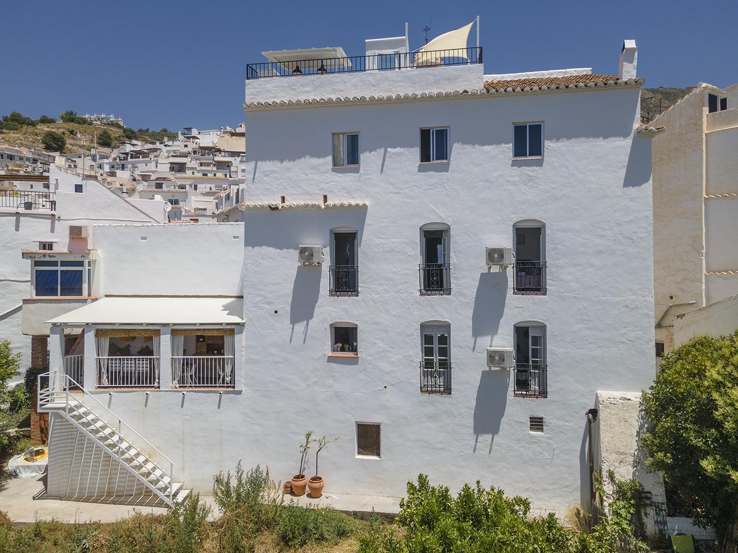 Casa Jardin