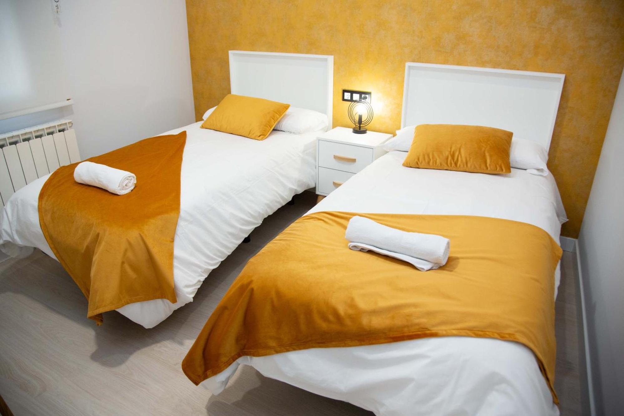 Aparthotel Pregonero Urban - Amarillo