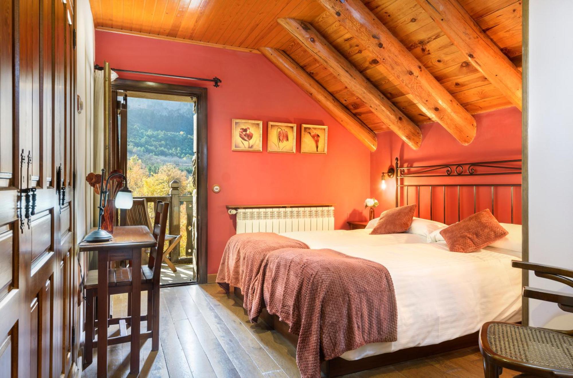 Hotel Rural El Mirador De Pirineos