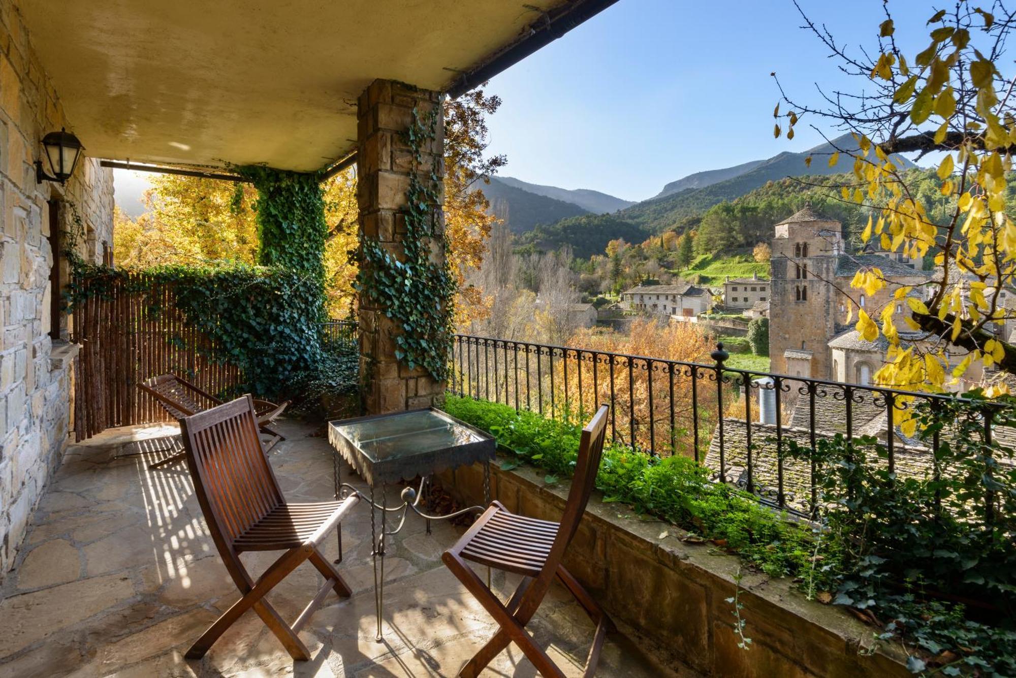 Hotel Rural El Mirador De Pirineos 4*