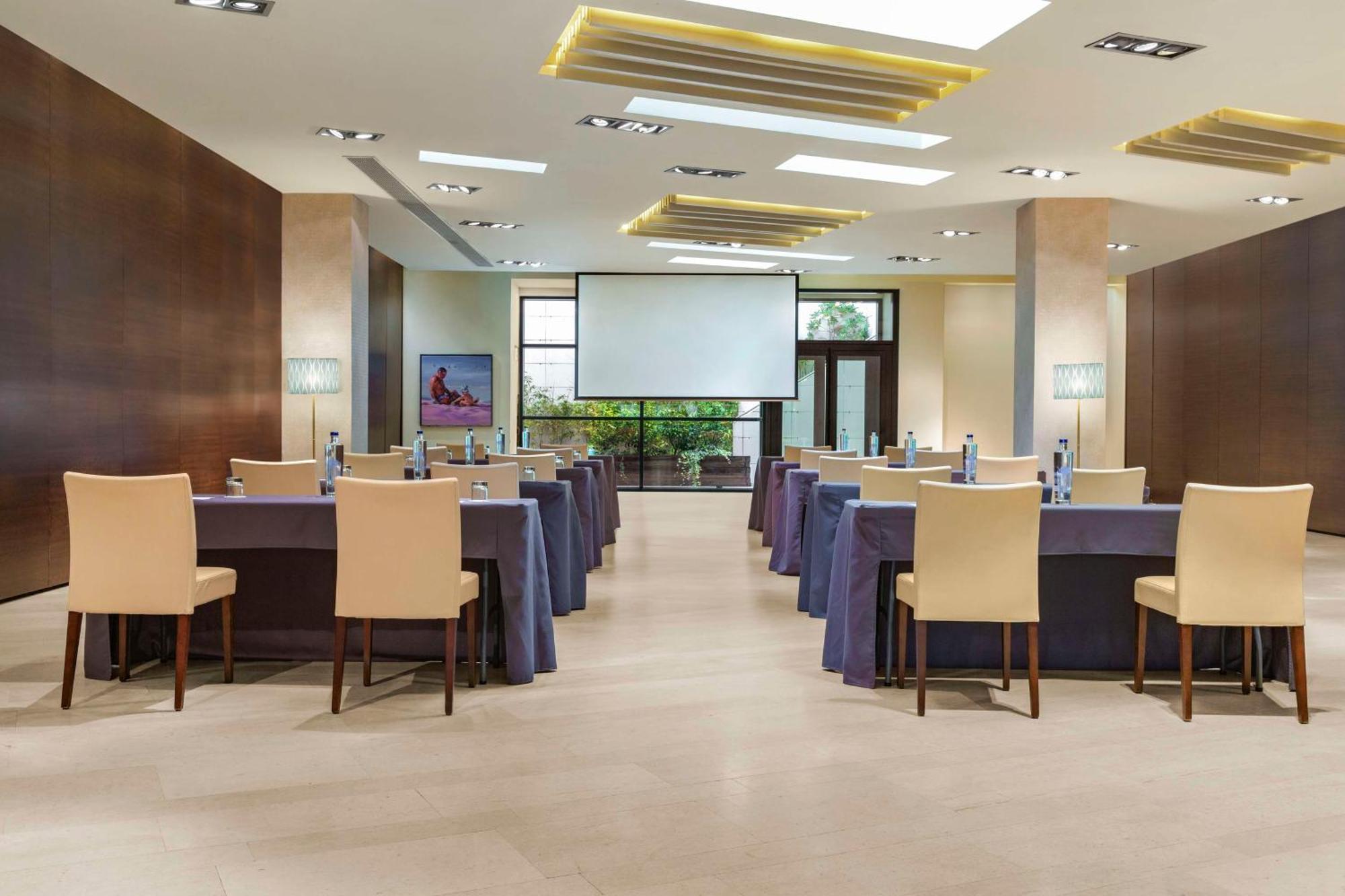 Nh Hotel 4*