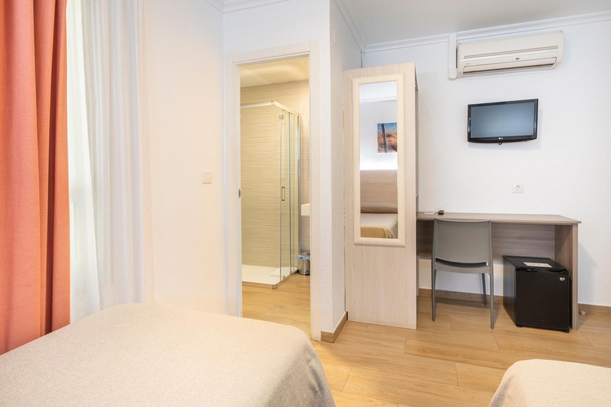 Pensimar Guest house 2*