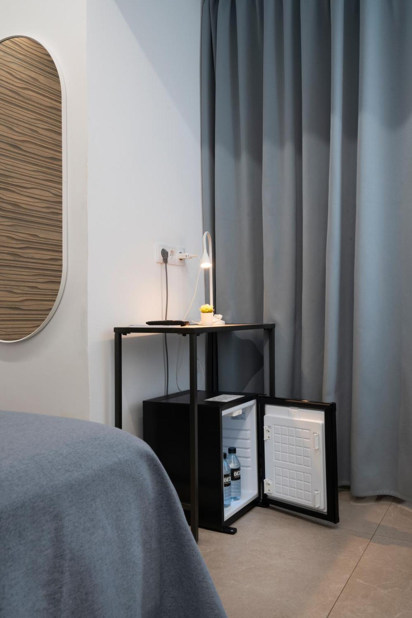Pensimar Guest house El Altet