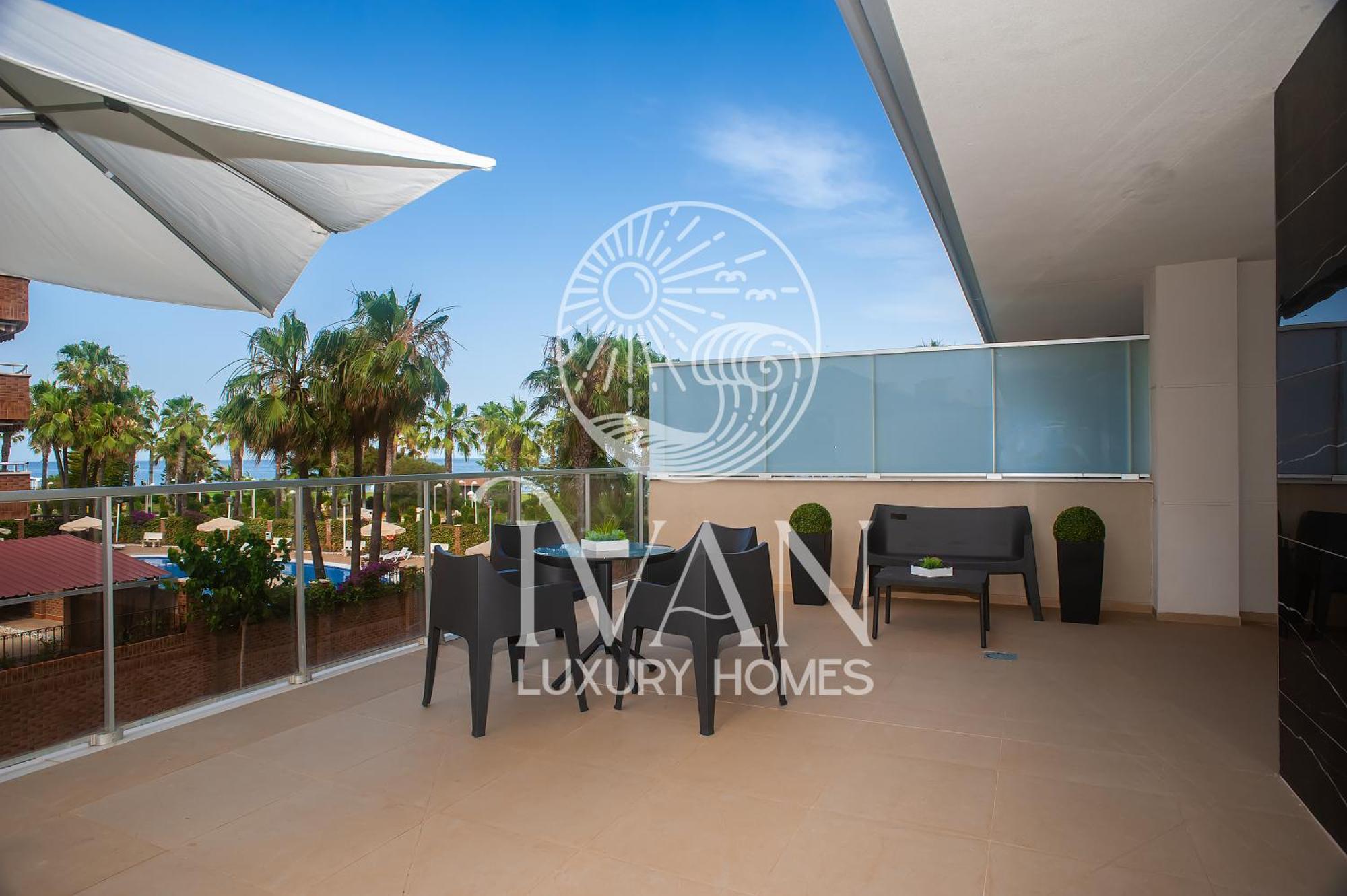 Apartamento Casa Luna - Ivan Luxury Homes - 1ª Planta - Norte Semifrontal - 1ª Linea De Playa *