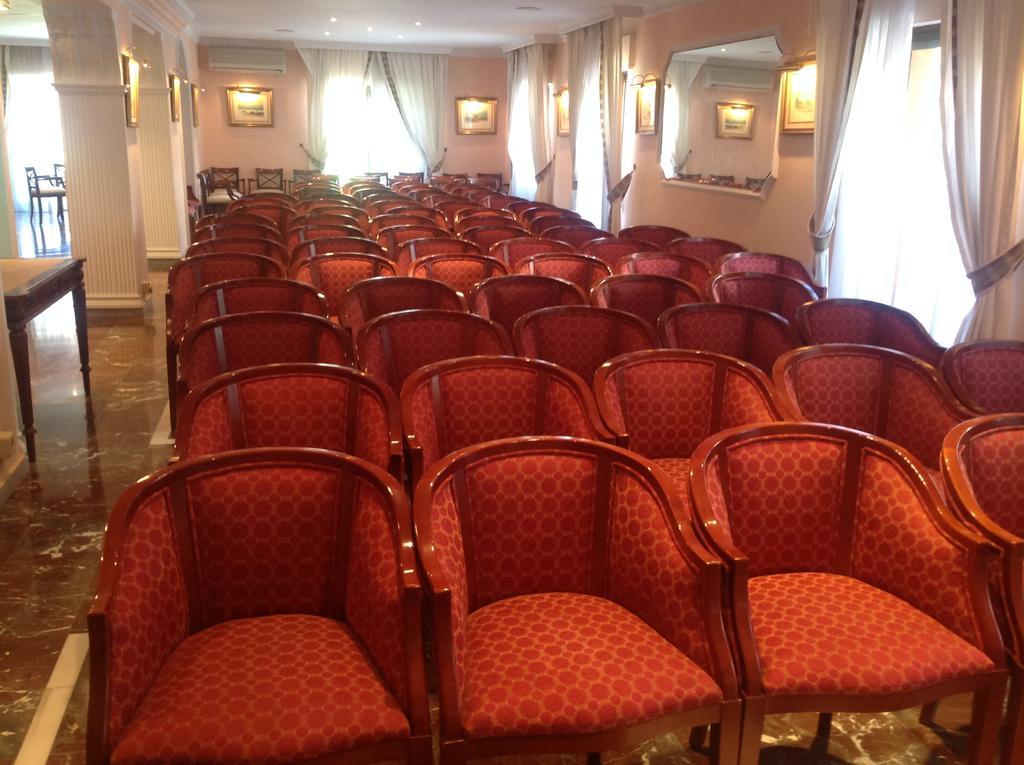 Sacratif Hotel 2*