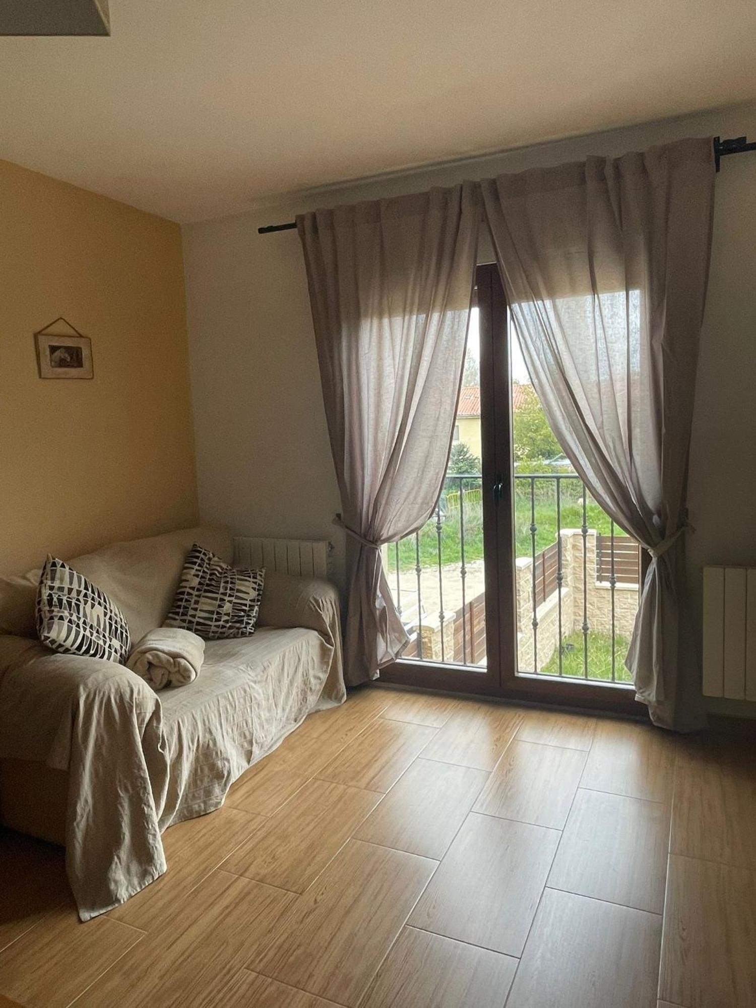 Holiday home Aire De Valsain La Pradera de Navalhorno