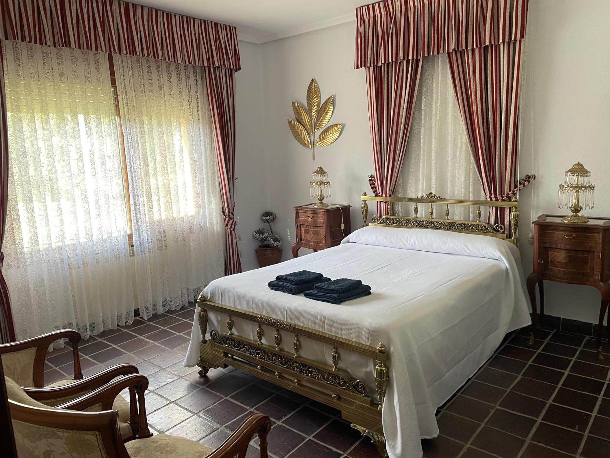 Casa Fuentes De Ledina