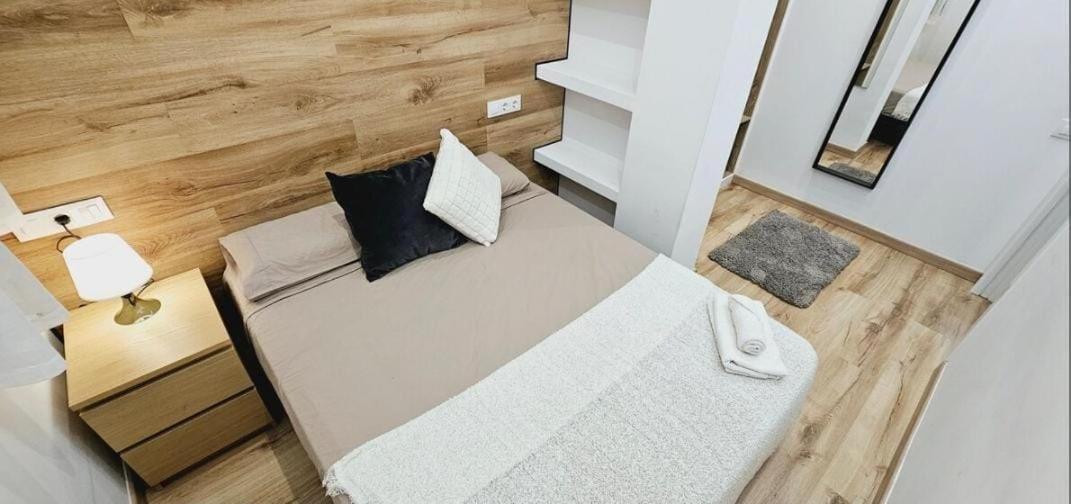 Premium Muy Cerca Ciudad Barcelona Badalona