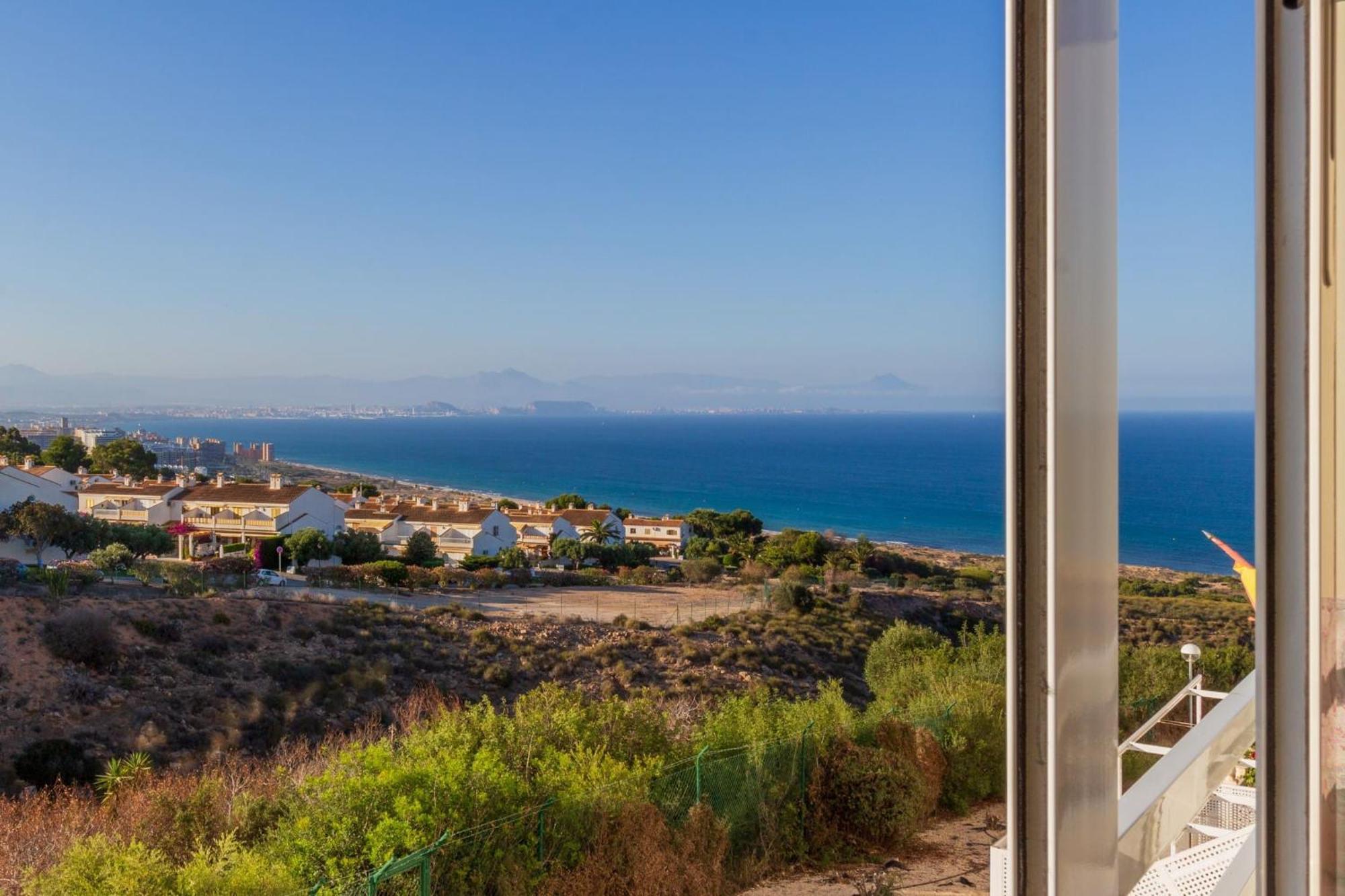 The Lookout - Seaviews & Pool