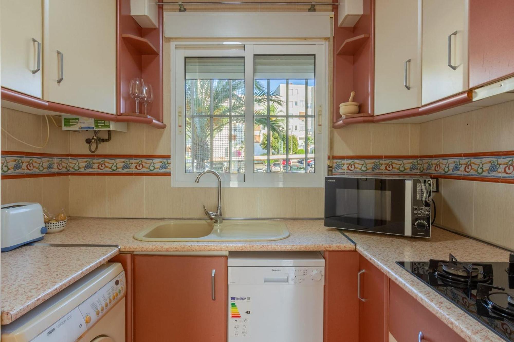 Apartment The Lookout - Seaviews & Pool *