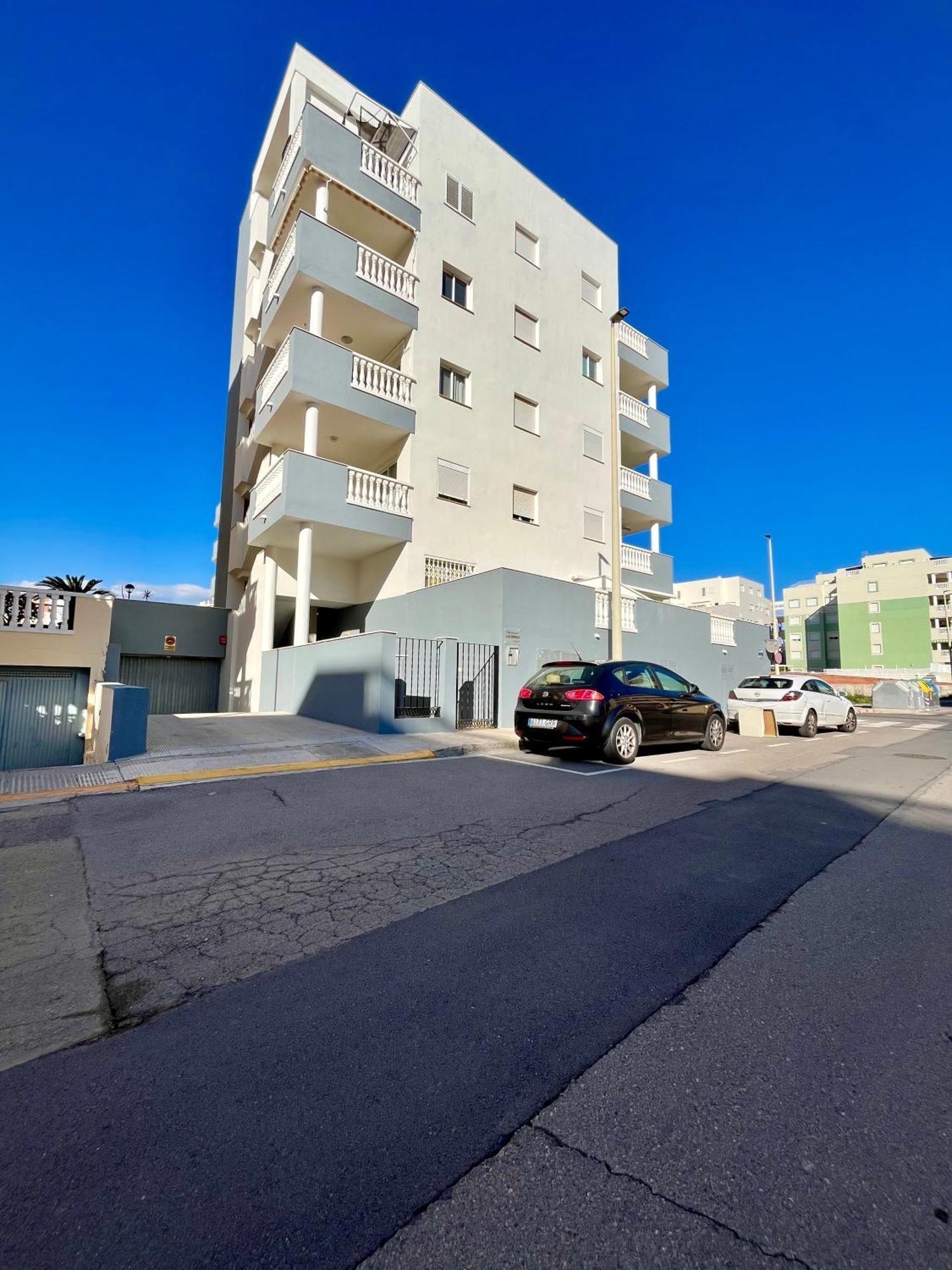 Apartamento Beach, A 5 Min Andando De La Playa, Con Parking Gratuito Y Piscina Abierta Durante Todo El Ano *