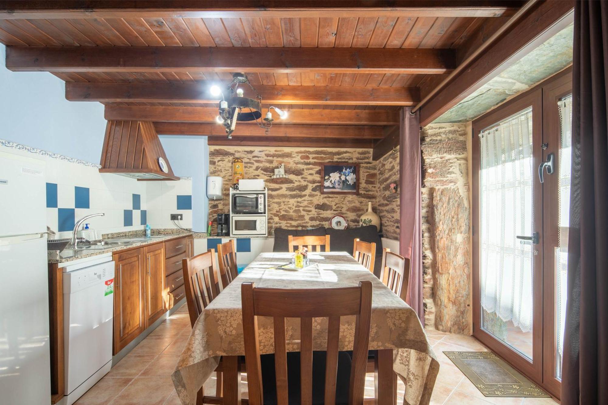 Сasa de vacaciones O Forno Do Curro -casa Da Amendoa Boborás