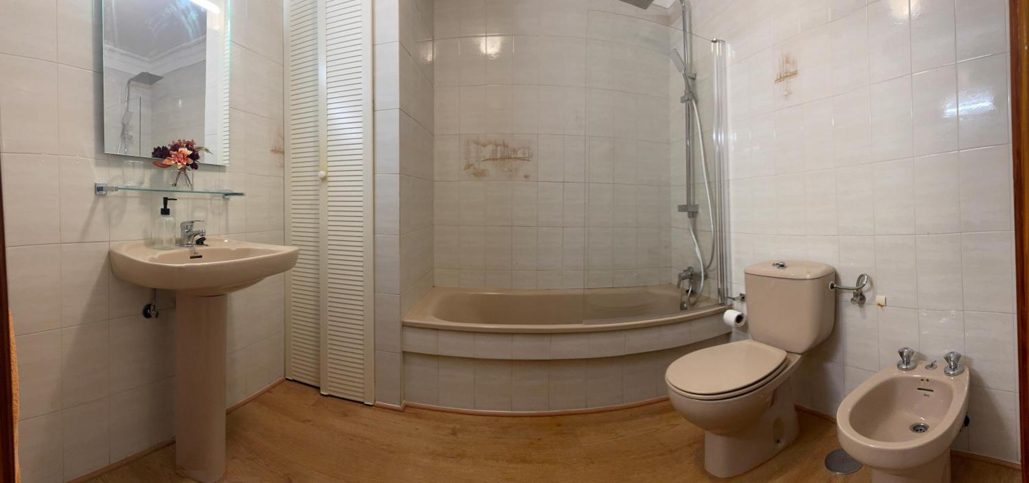 Apartamento Precioso Frente Al Mar, Parking Y Club Deportivo *