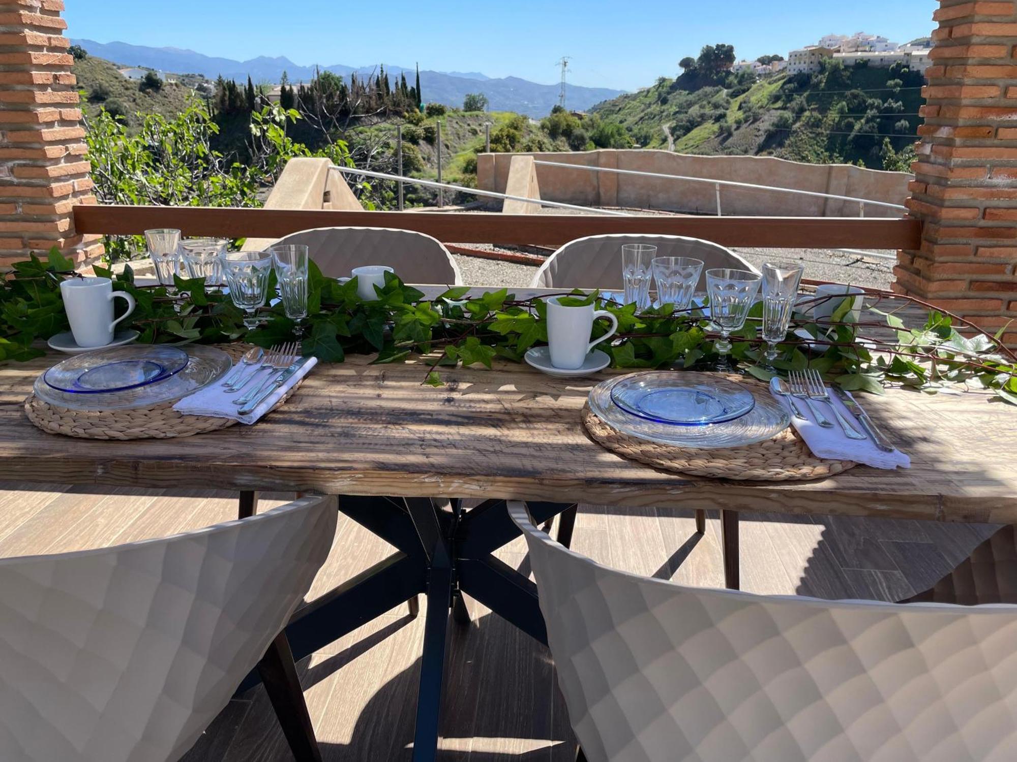 Evans Realty Bq Casa Vallejo & Jacuzzi & Bbq & Vistas *