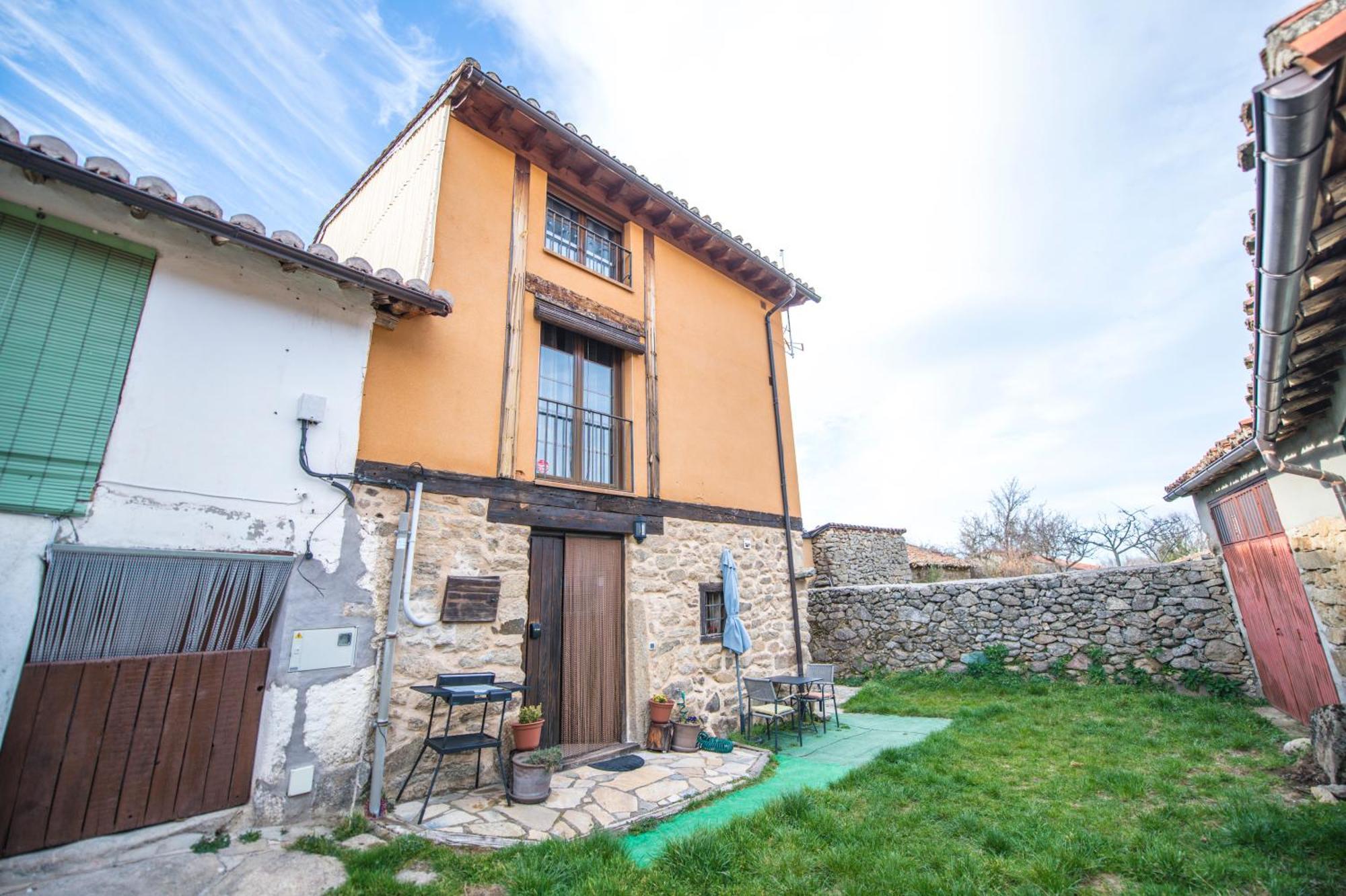Сasa de vacaciones Casa Quimeradearavalle Dos Gilgarcia