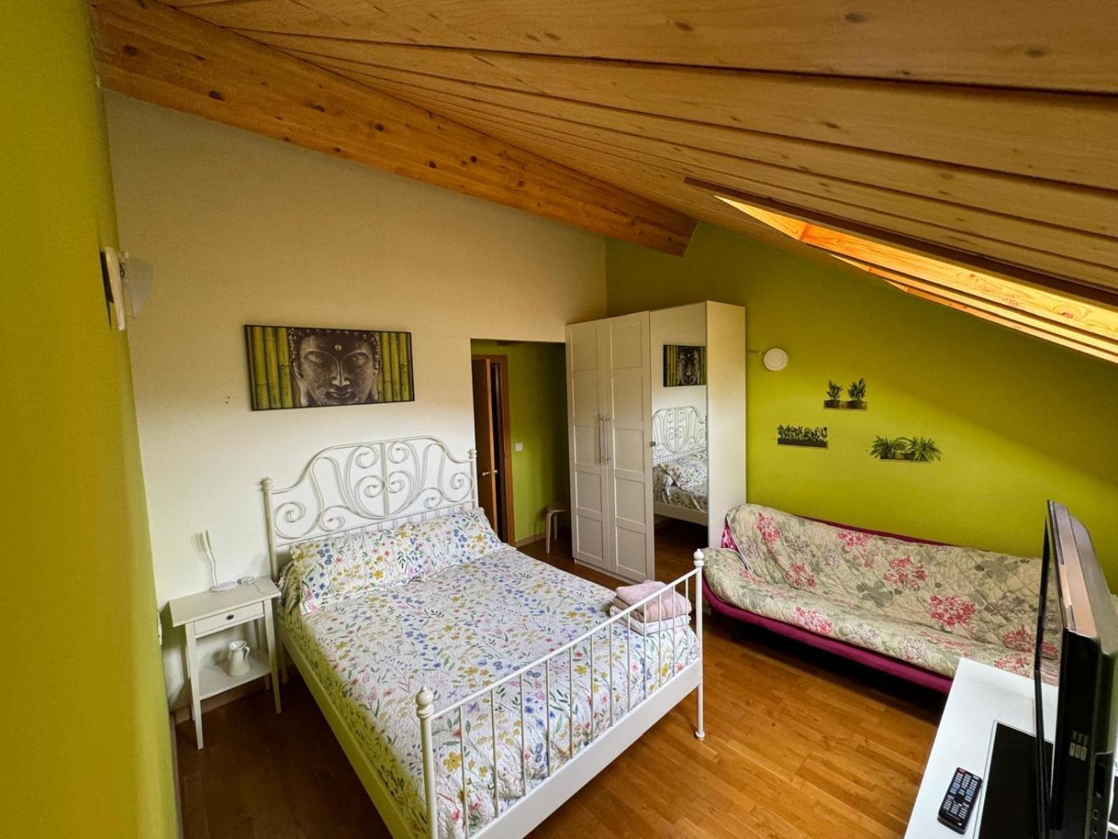 Holiday home Adosado En Con Wifi Villanua